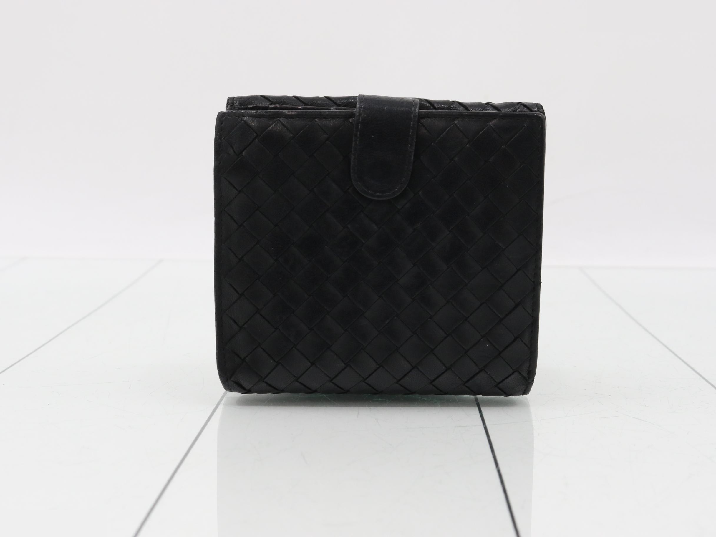 163240 Intrecciato Double Snap Closure Bi-fold Wallet Leather Black — view 2