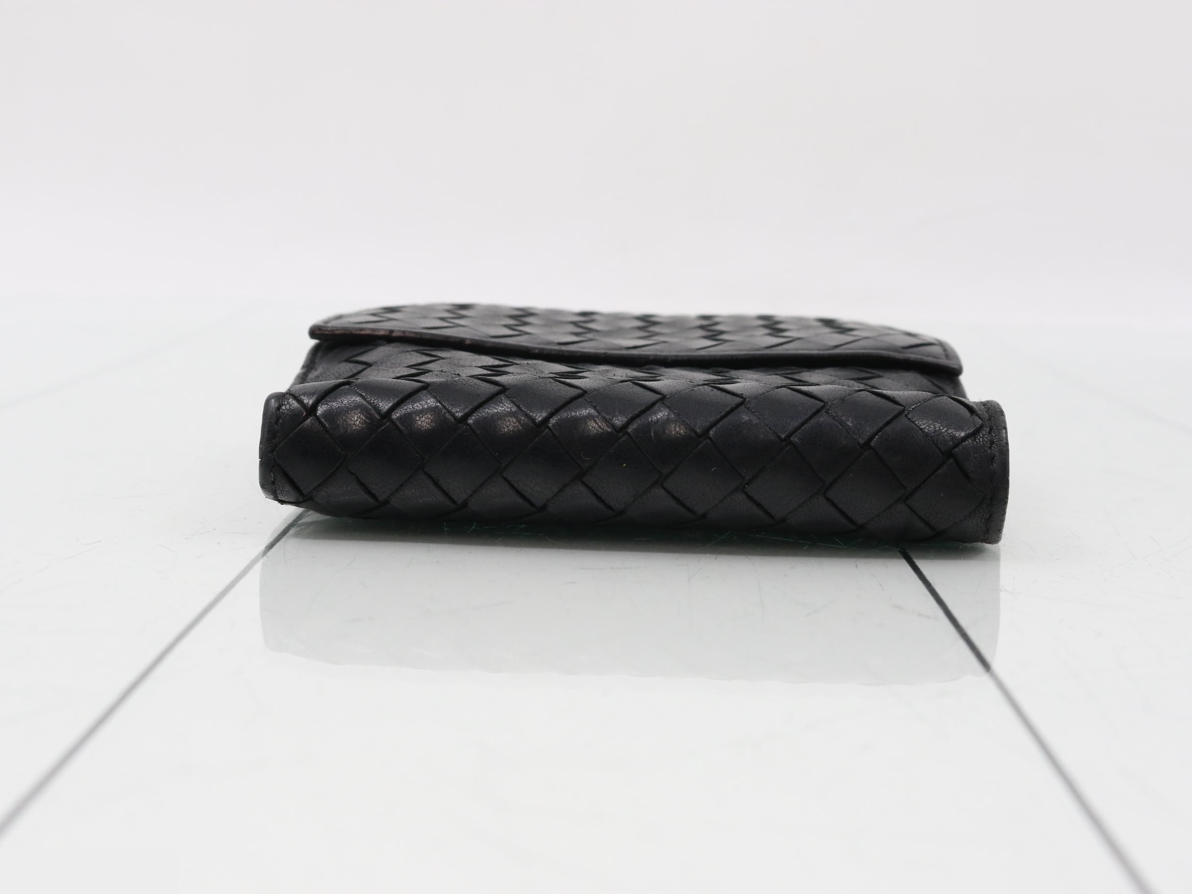 163240 Intrecciato Double Snap Closure Bi-fold Wallet Leather Black — view 3