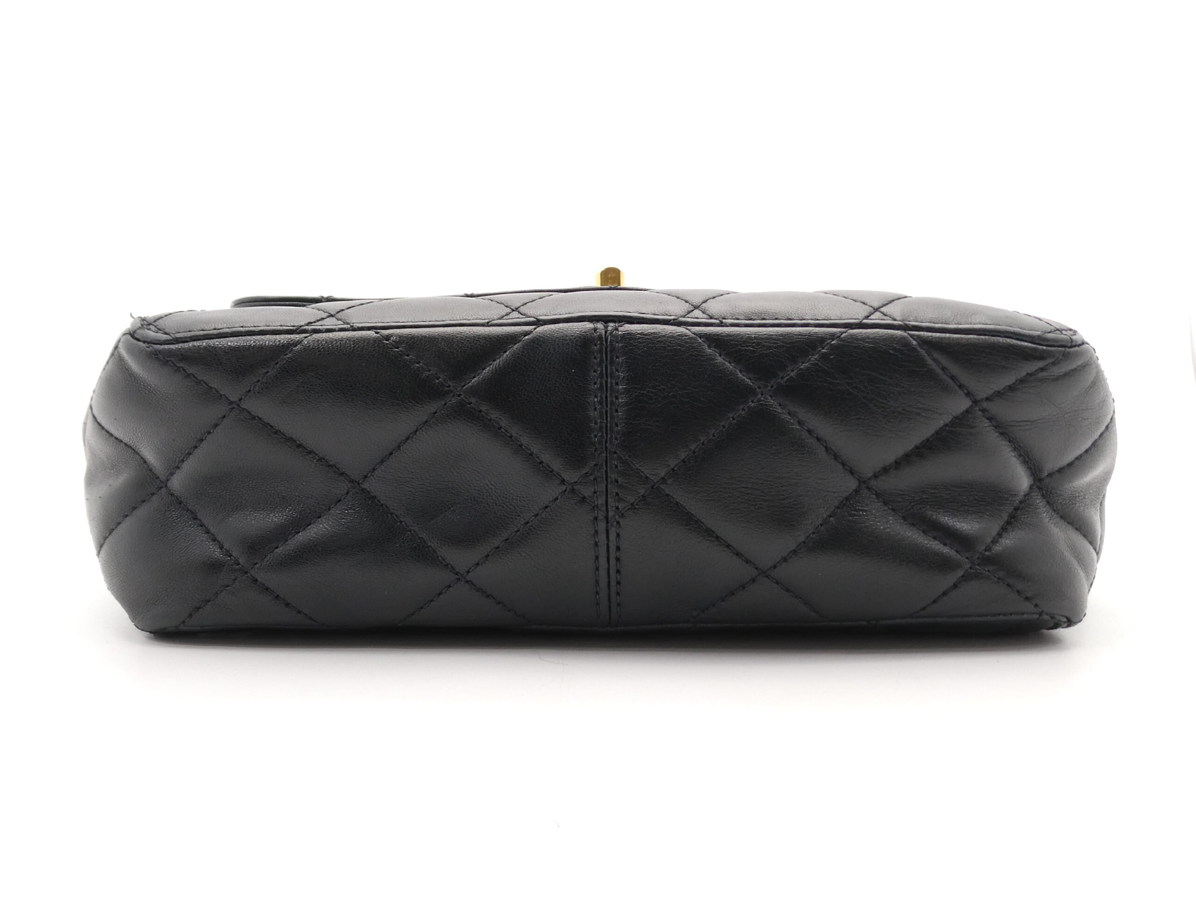 Matelassé Coco Mark Turnlock Shoulder Bag — view 5