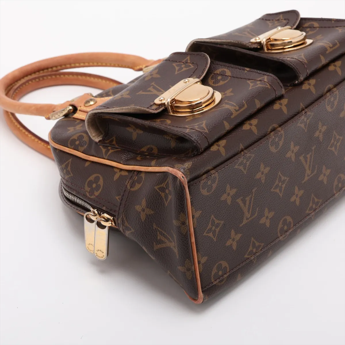 Monogram Manhattan PM M40026, serial number unclear, brown. — view 4