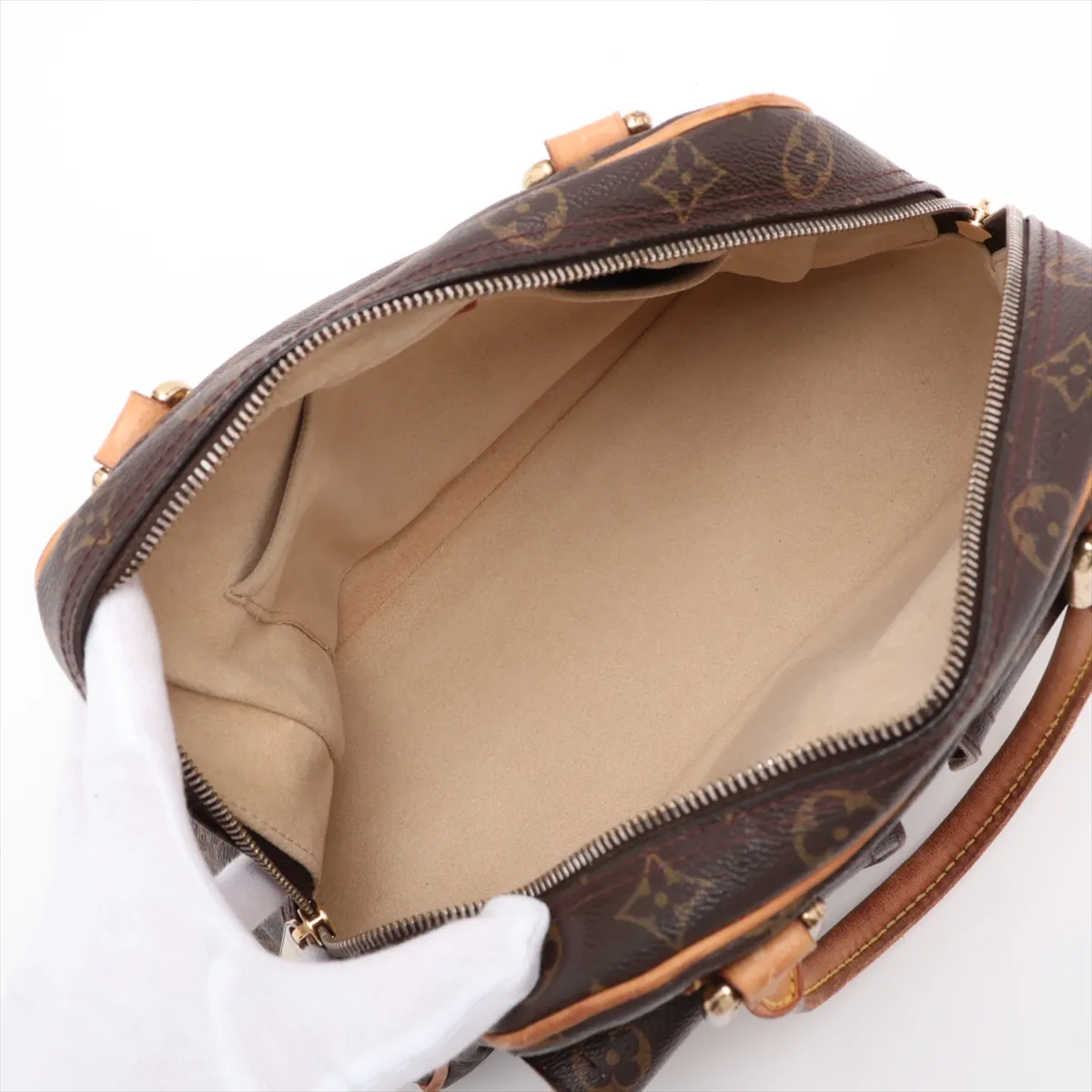 Monogram Manhattan PM M40026, serial number unclear, brown. — view 7
