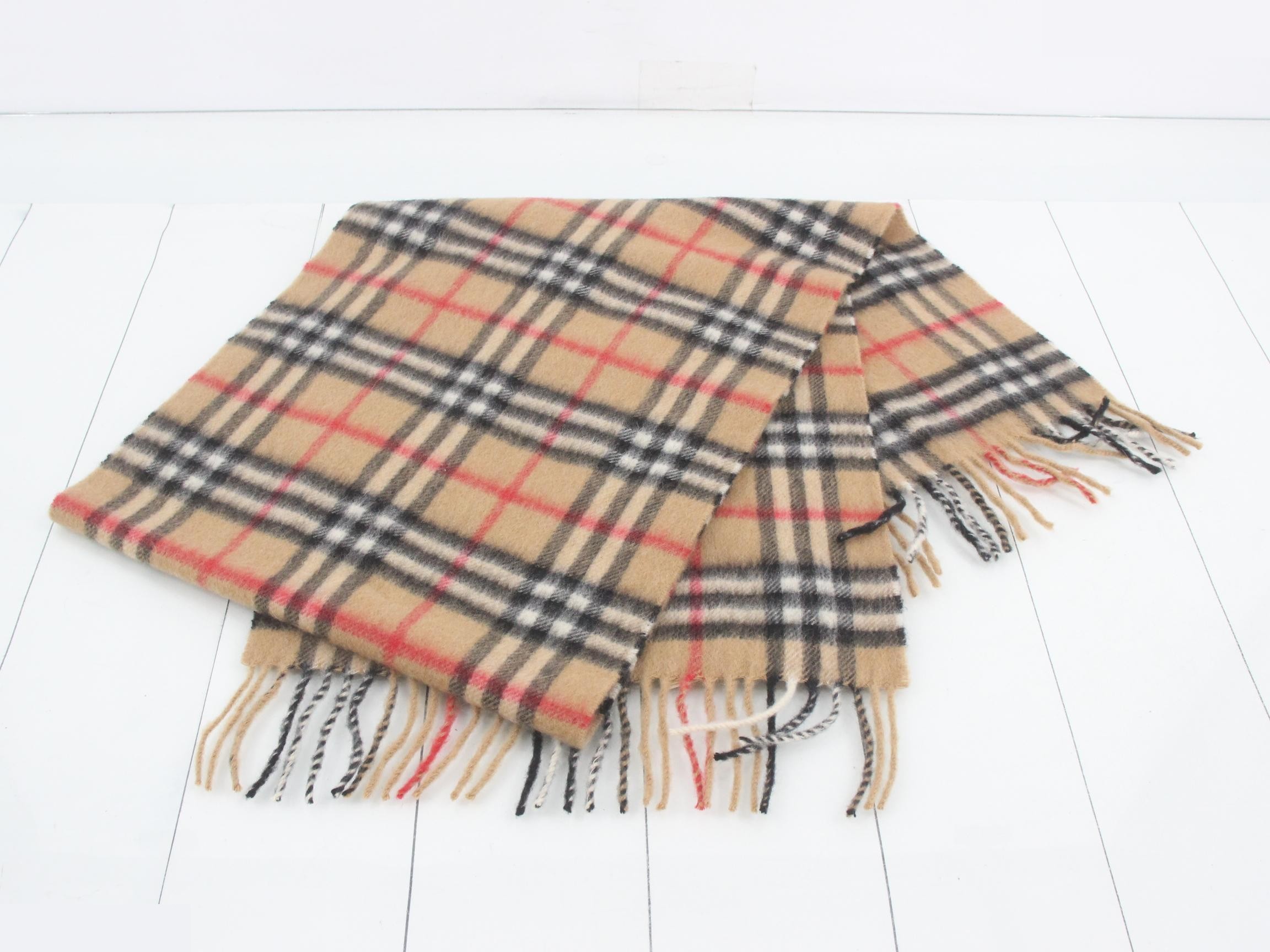 100% Cashmere Check — view 3