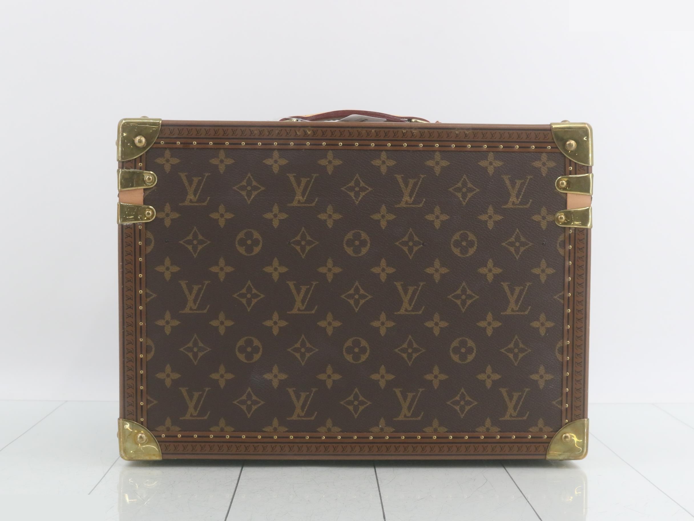 trunk — view 2