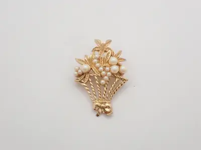 Other lines: Precious metals and brooches