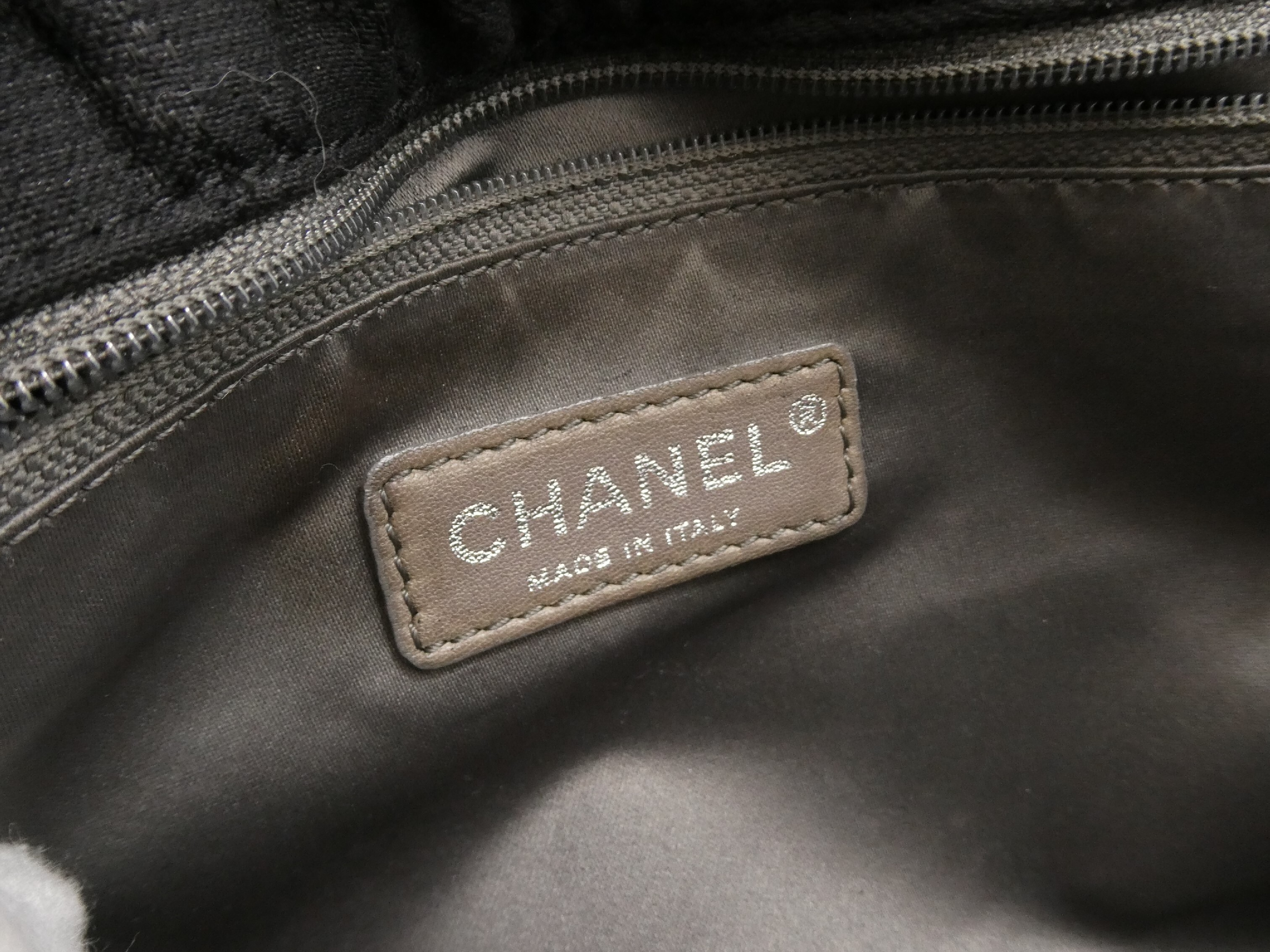Matelassé Coated Canvas Coco Mark Double Chain Shoulder Bag — view 8