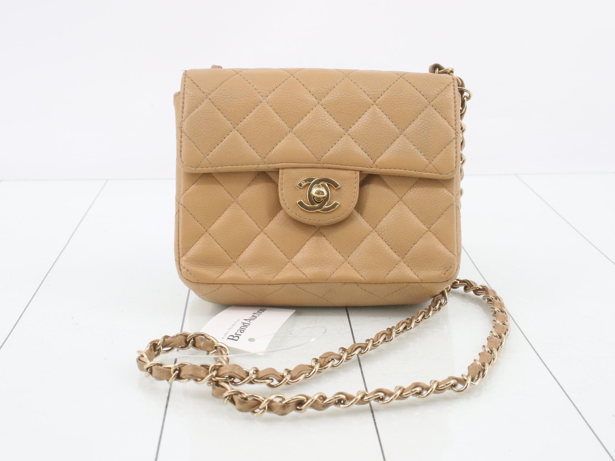 Caviar Mini Mat Shoulder Bag (with sticker)