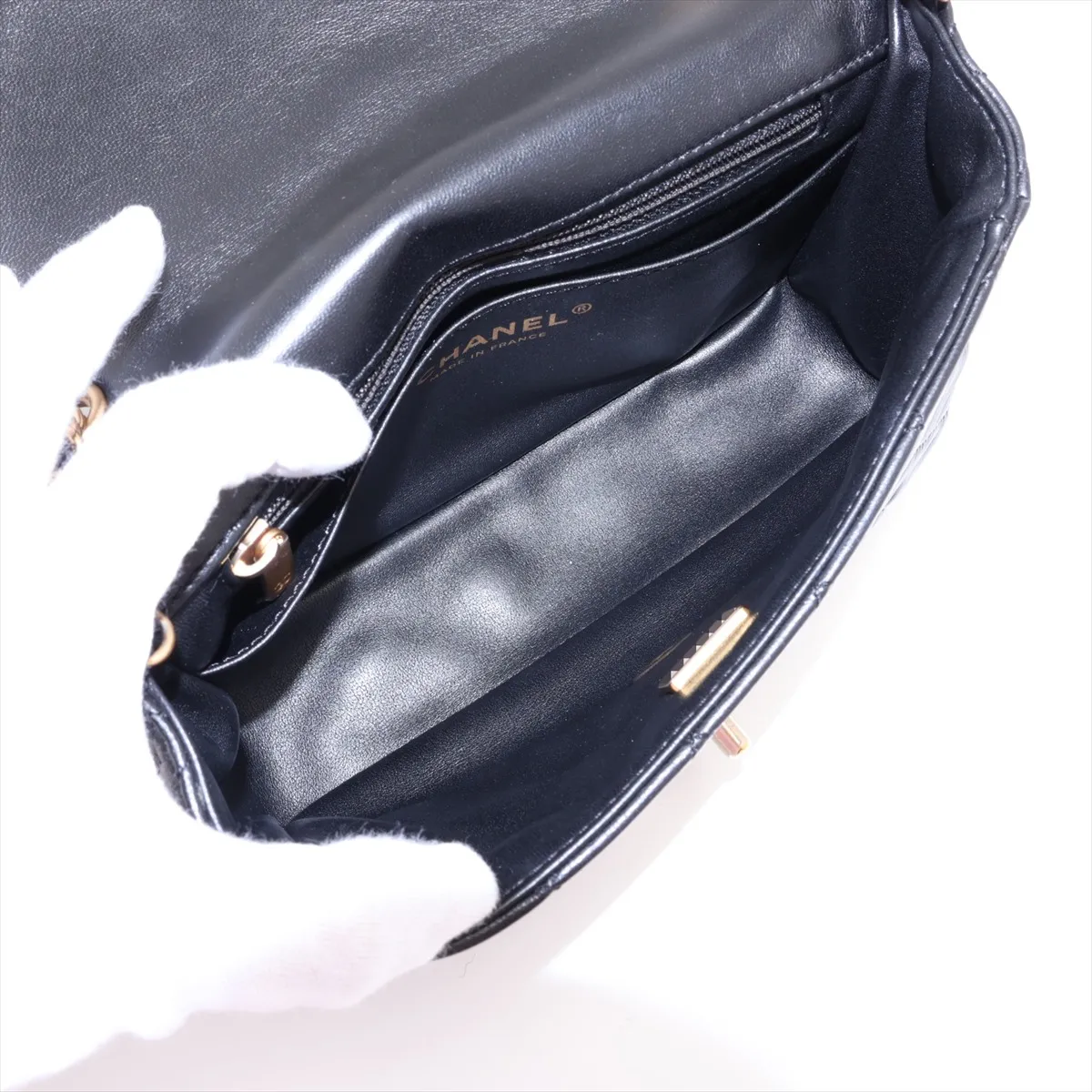 [Individually packaged] Chanel Matelassé Lambskin Single Flap Single Chain Bag, Black with Gold Hardware, J42G43L5, Random Plate — view 6