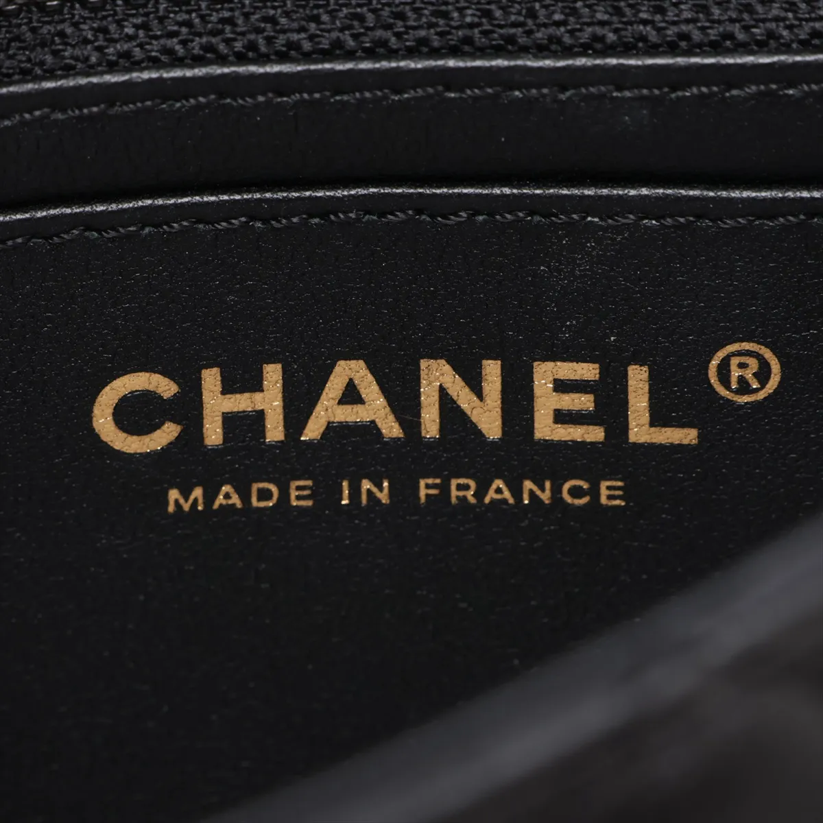 [Individually packaged] Chanel Matelassé Lambskin Single Flap Single Chain Bag, Black with Gold Hardware, J42G43L5, Random Plate — view 10
