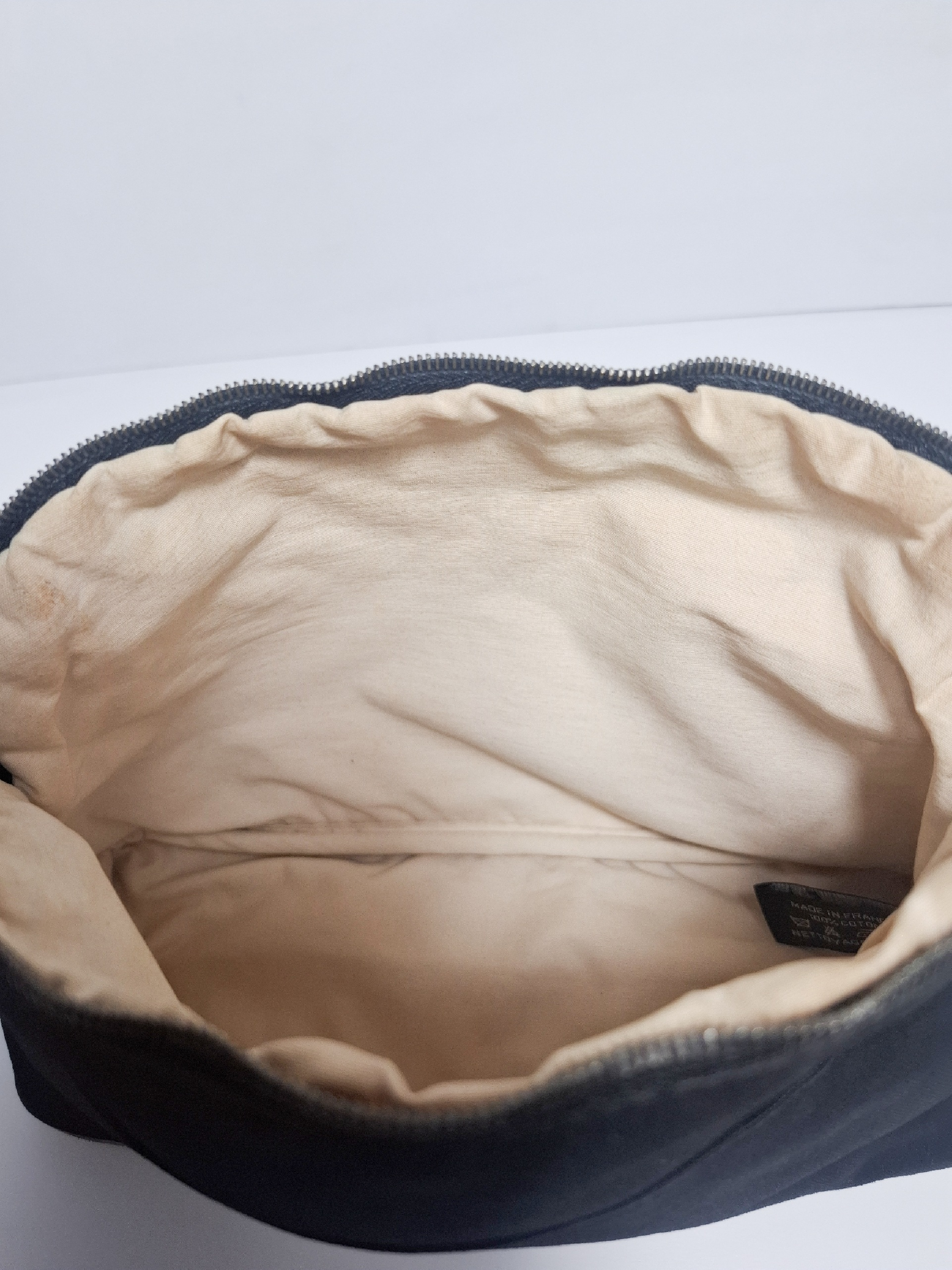 Bolide Black Pouch — view 10