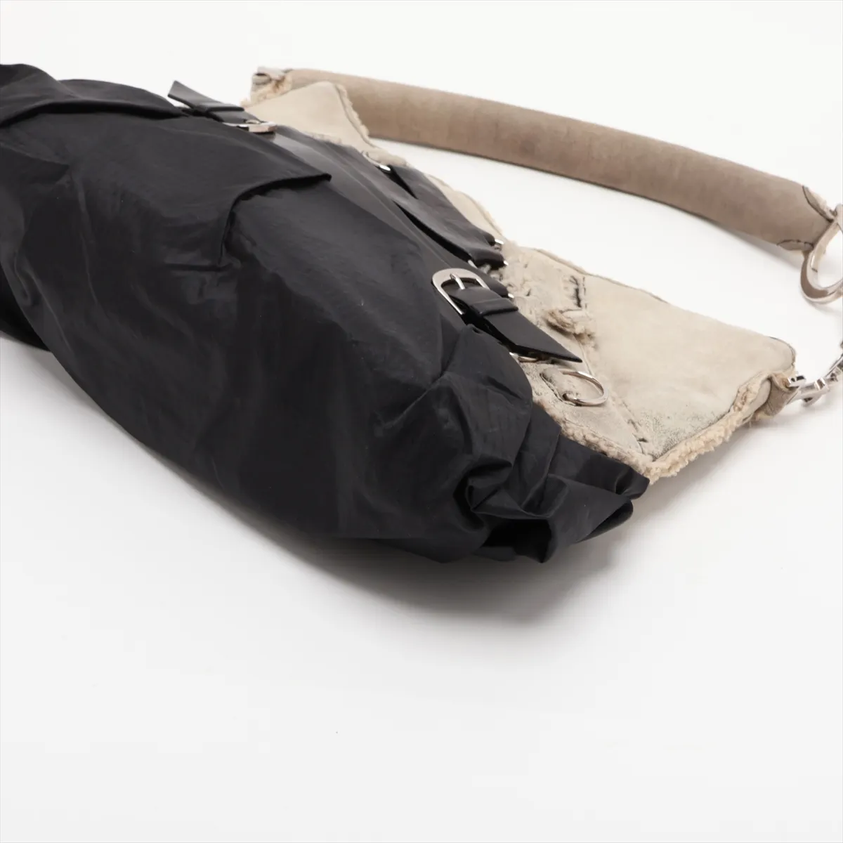 Corset Sheepskin x Nylon Handbag, Beige x Black, No Zipper Pull — view 3