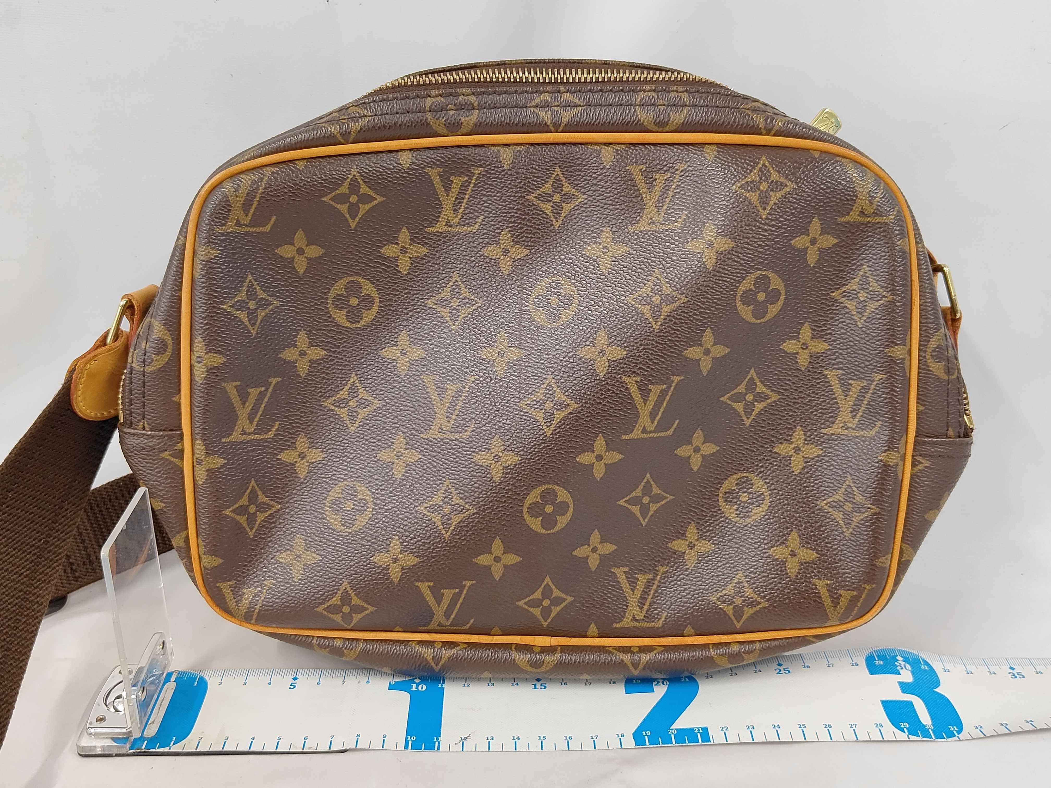 Monogram LV Monogram Reporter PM Shoulder Bag M45254 Shoulder Bag — view 2