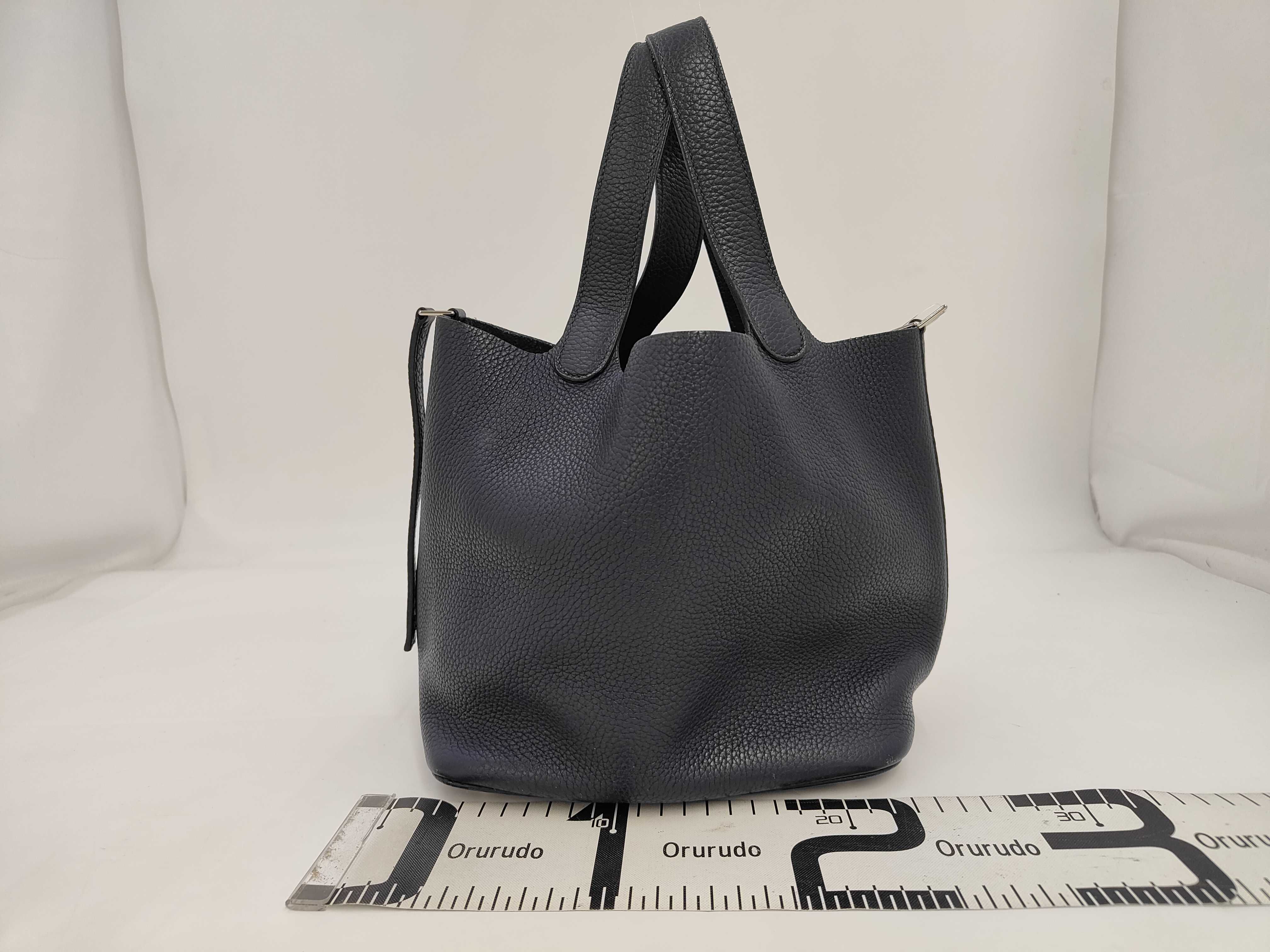 Picotin Lock MM Taurillon Leather, Blue Nuit, X Stamp, Silver Handbag — view 2