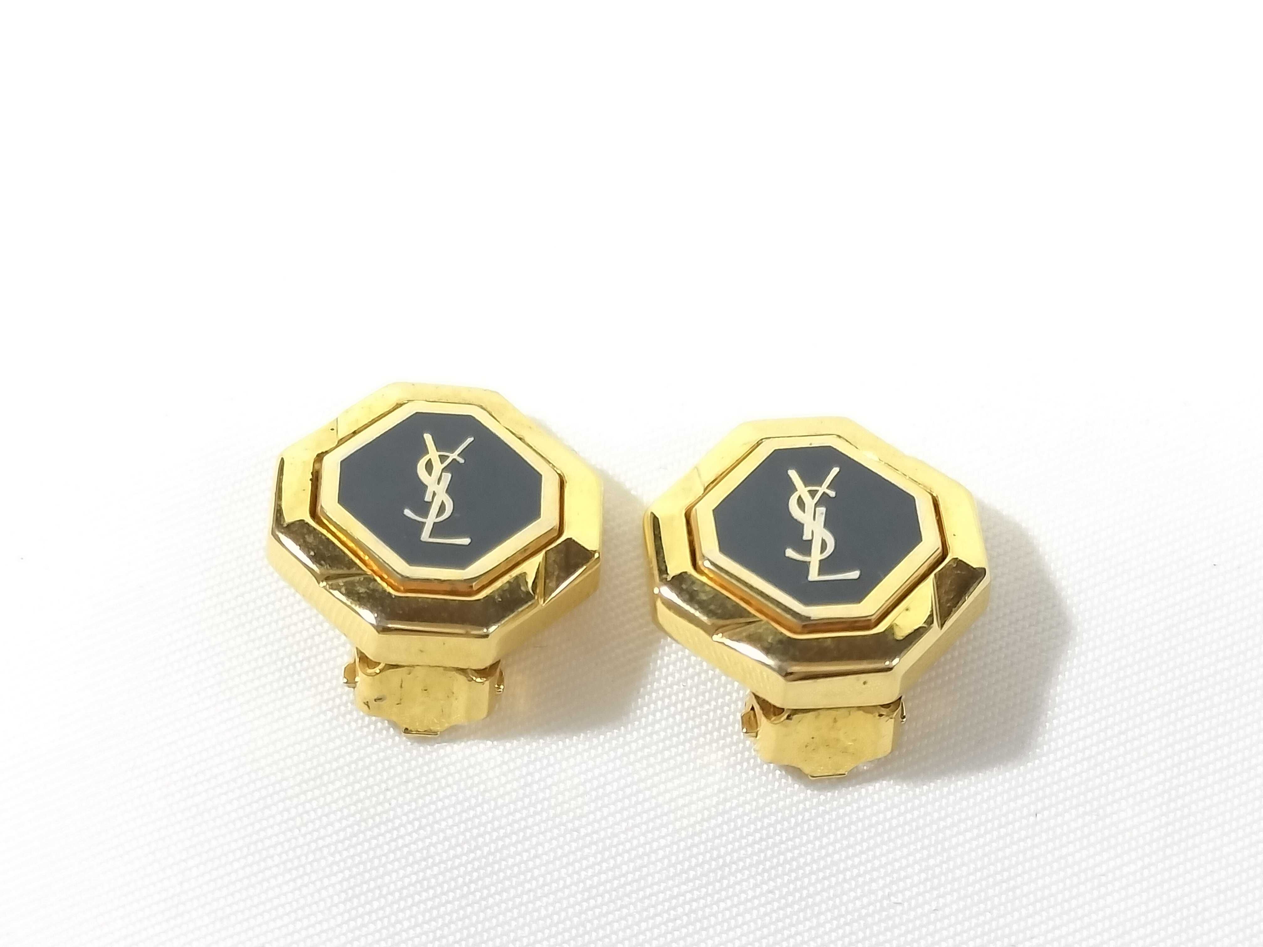 Earrings and other accessories