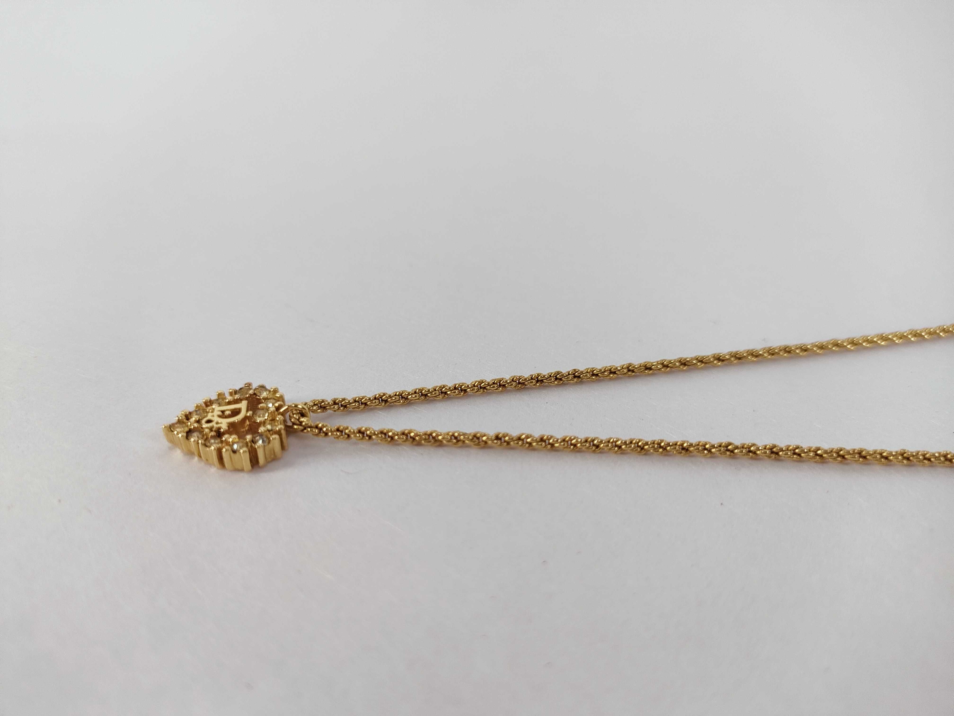 heart logo rhinestone gold necklace — view 6
