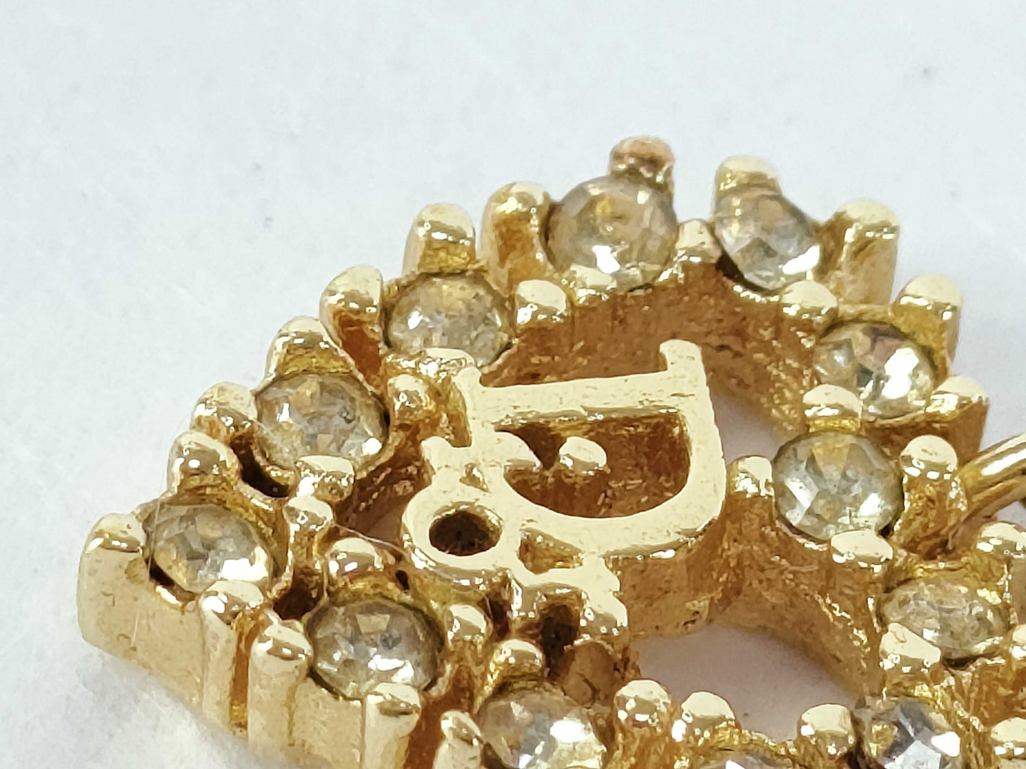 heart logo rhinestone gold necklace — view 8