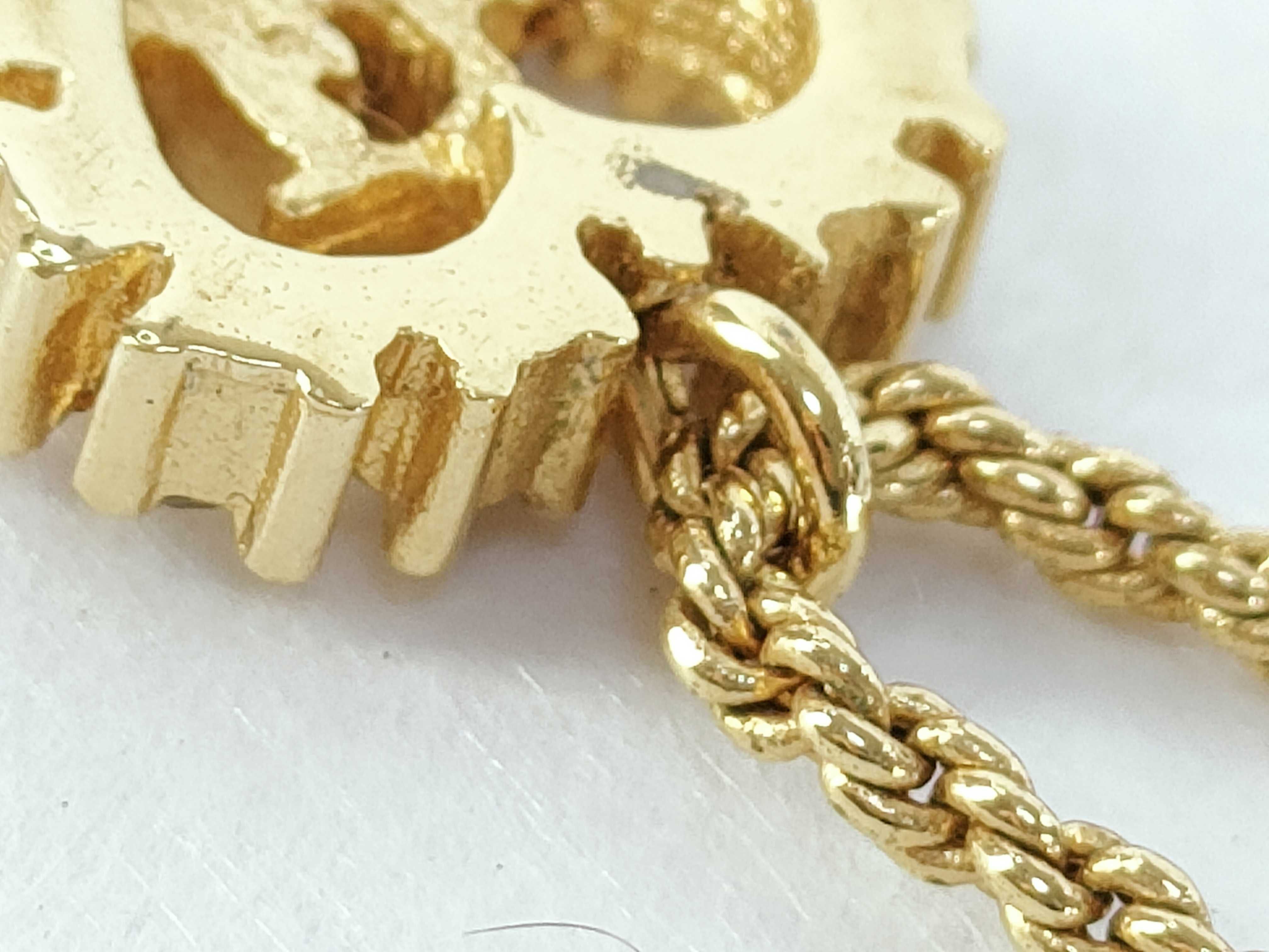 heart logo rhinestone gold necklace — view 9