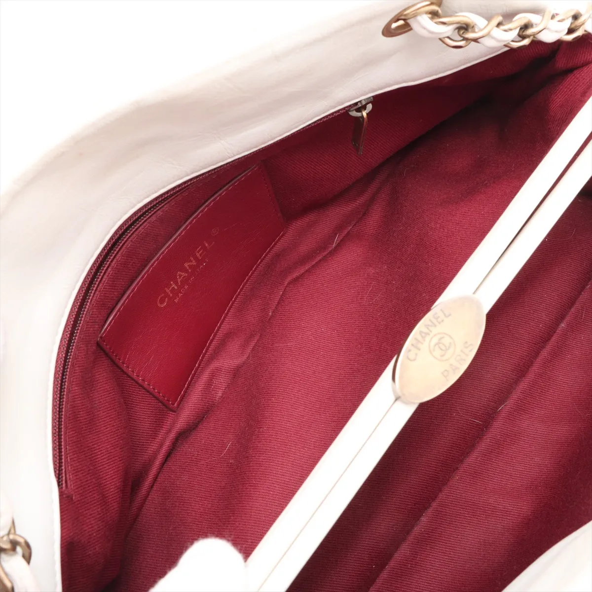 Mademoiselle Vintage Calf Chain Shoulder Bag Bowling Bag White Gold Hardware 16440945 16th Series — view 7