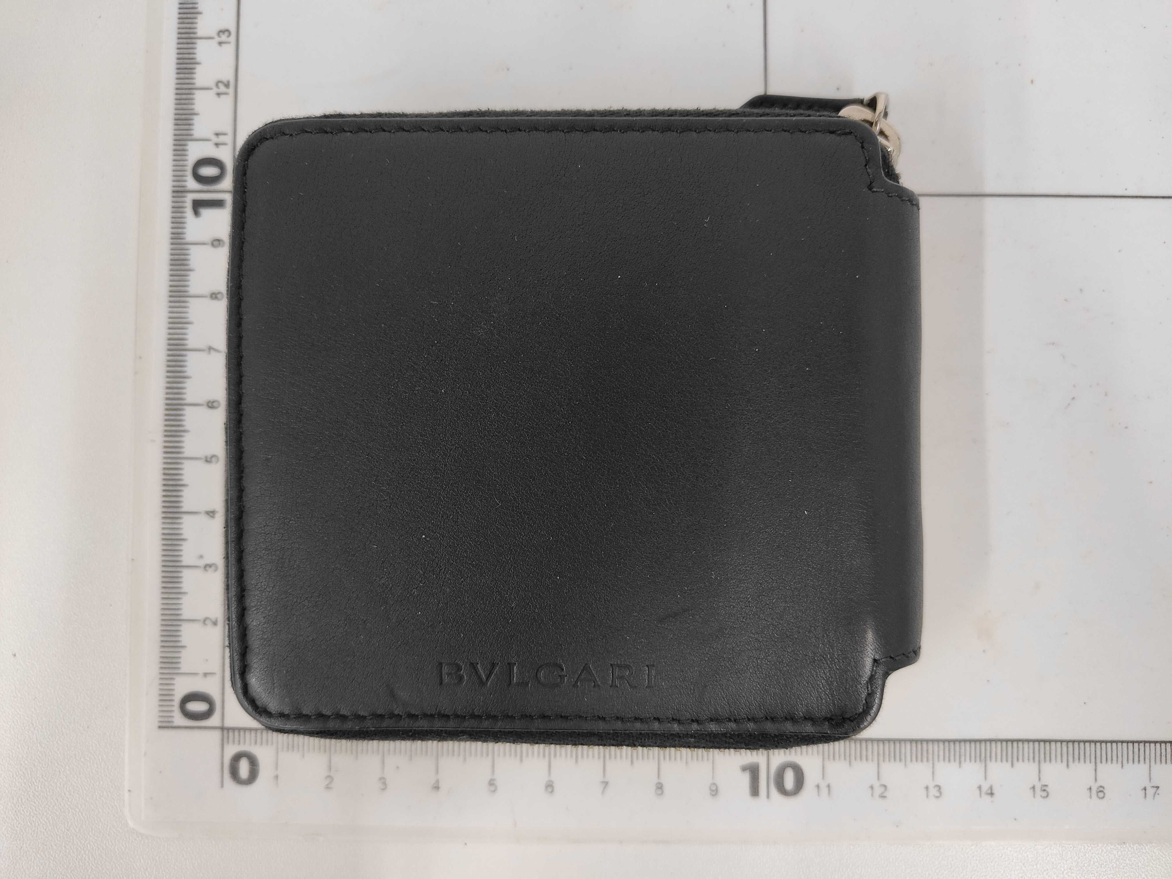 wallet — view 2
