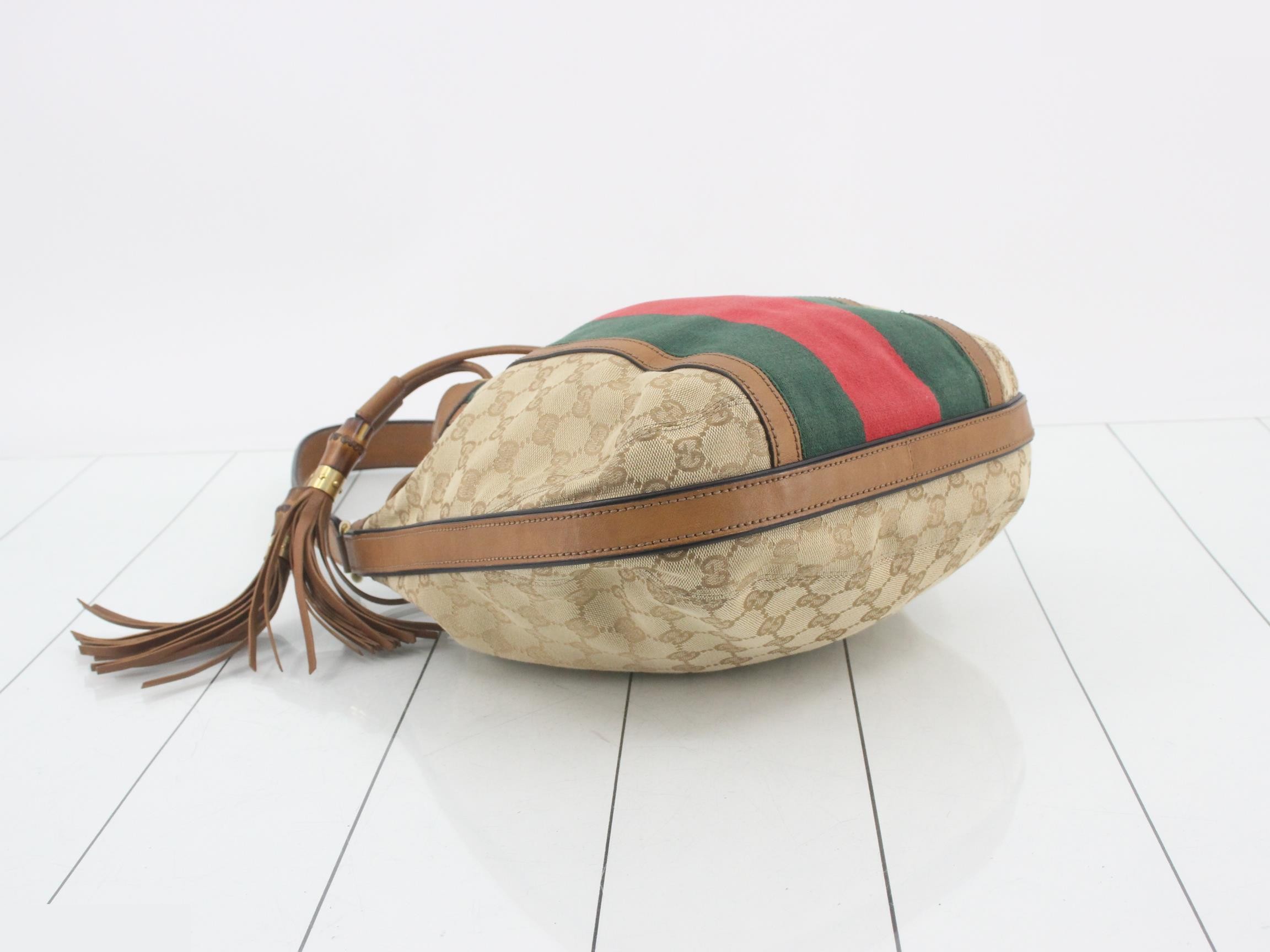 GG Canvas Sherry Line Drawstring Bag with Bamboo Tassel - Shoulder Bag — view 5