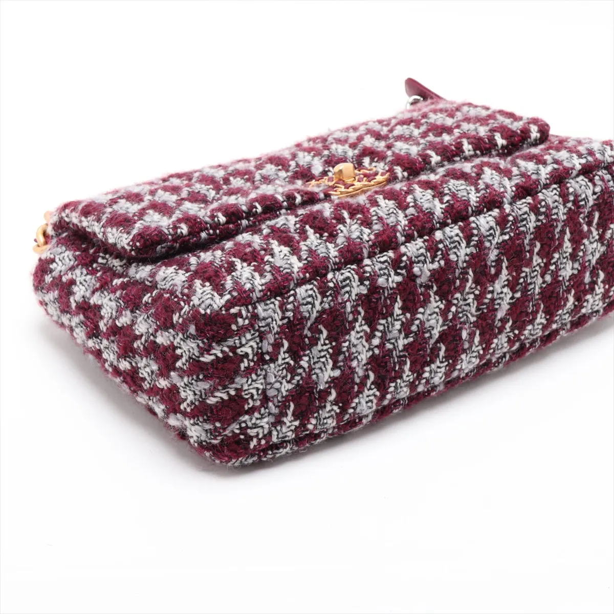 19 Large Tweed Chain Shoulder Bag, Bordeaux, Gold x Silver Hardware, H757HN1E, Random Plate, AS1161 — view 4
