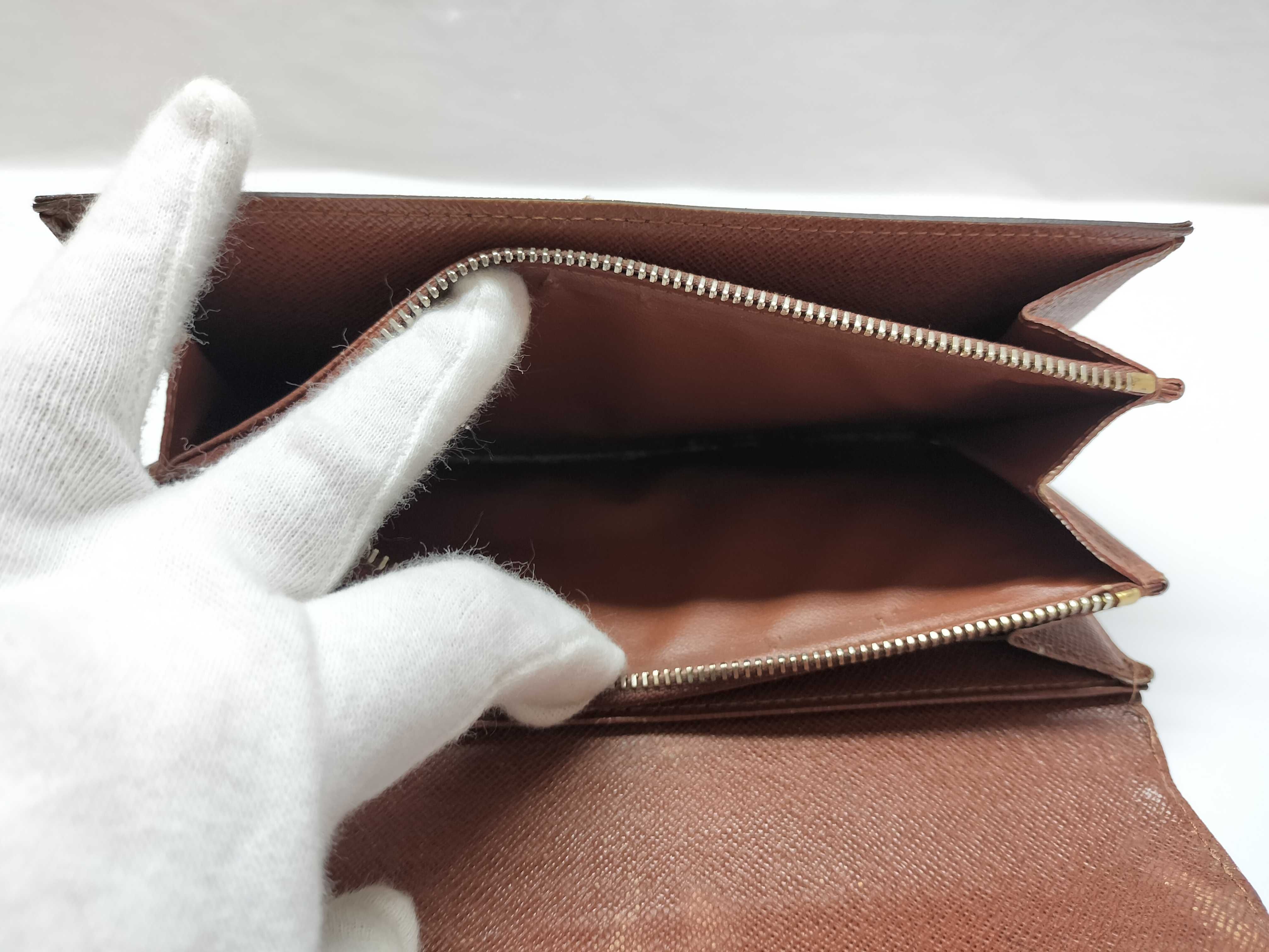 Monogram Portefeuille Sarah Wallet — view 13