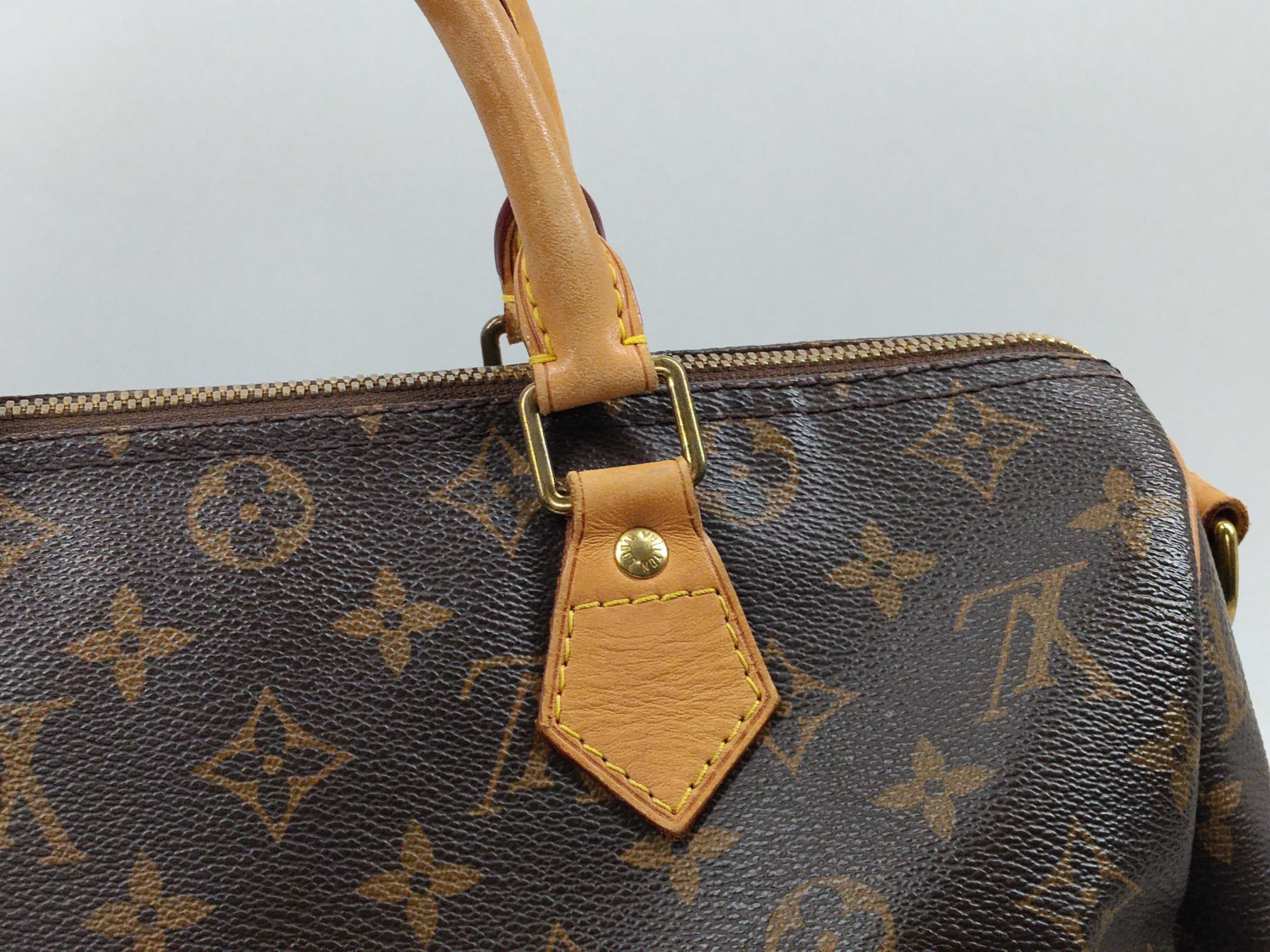 Monogram Bandoulière 30 2-Way Shoulder Boston Bag — view 3