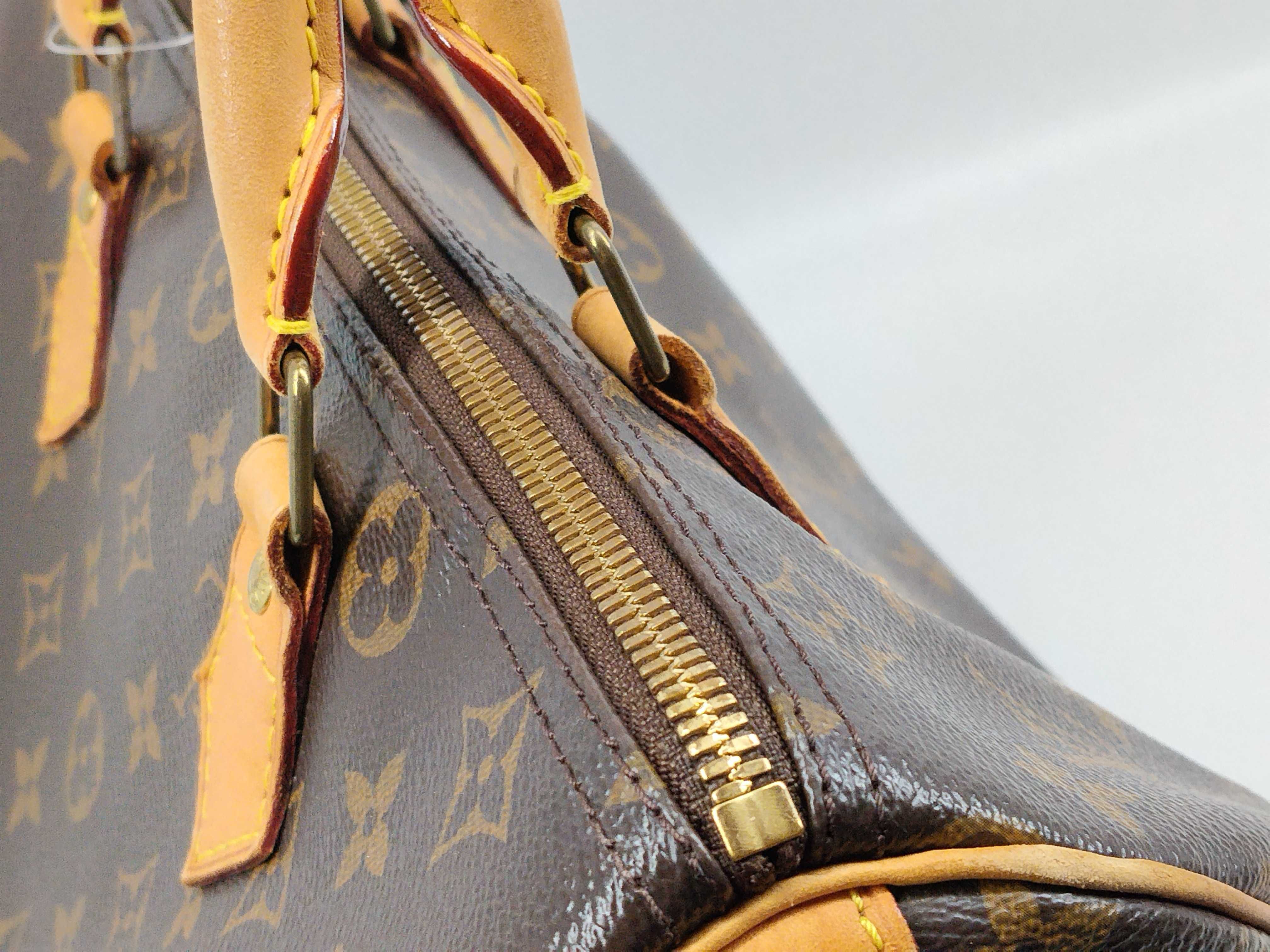 Monogram Bandoulière 30 2-Way Shoulder Boston Bag — view 5