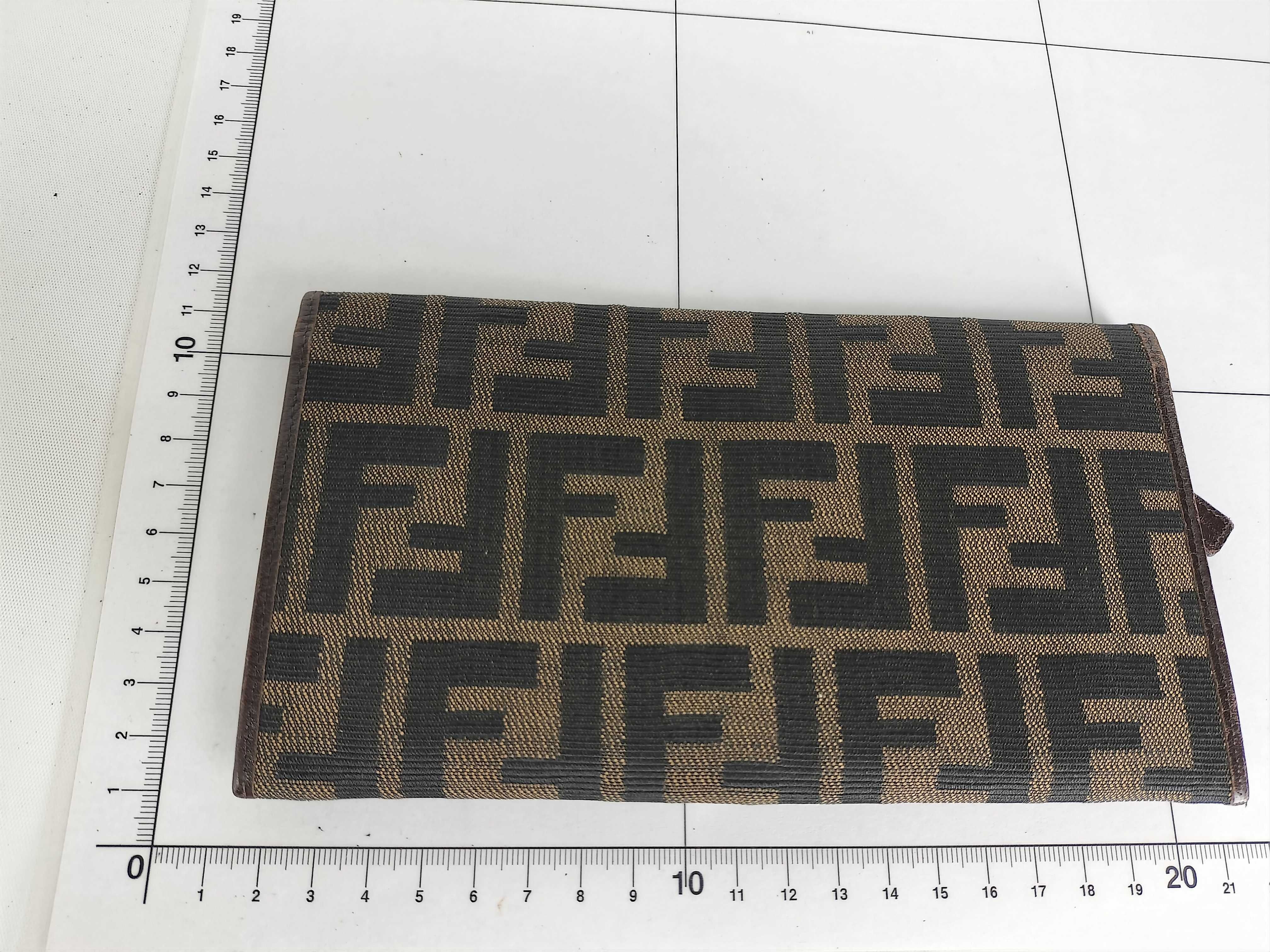 Zucca pattern Zucca F clasp long wallet — view 13