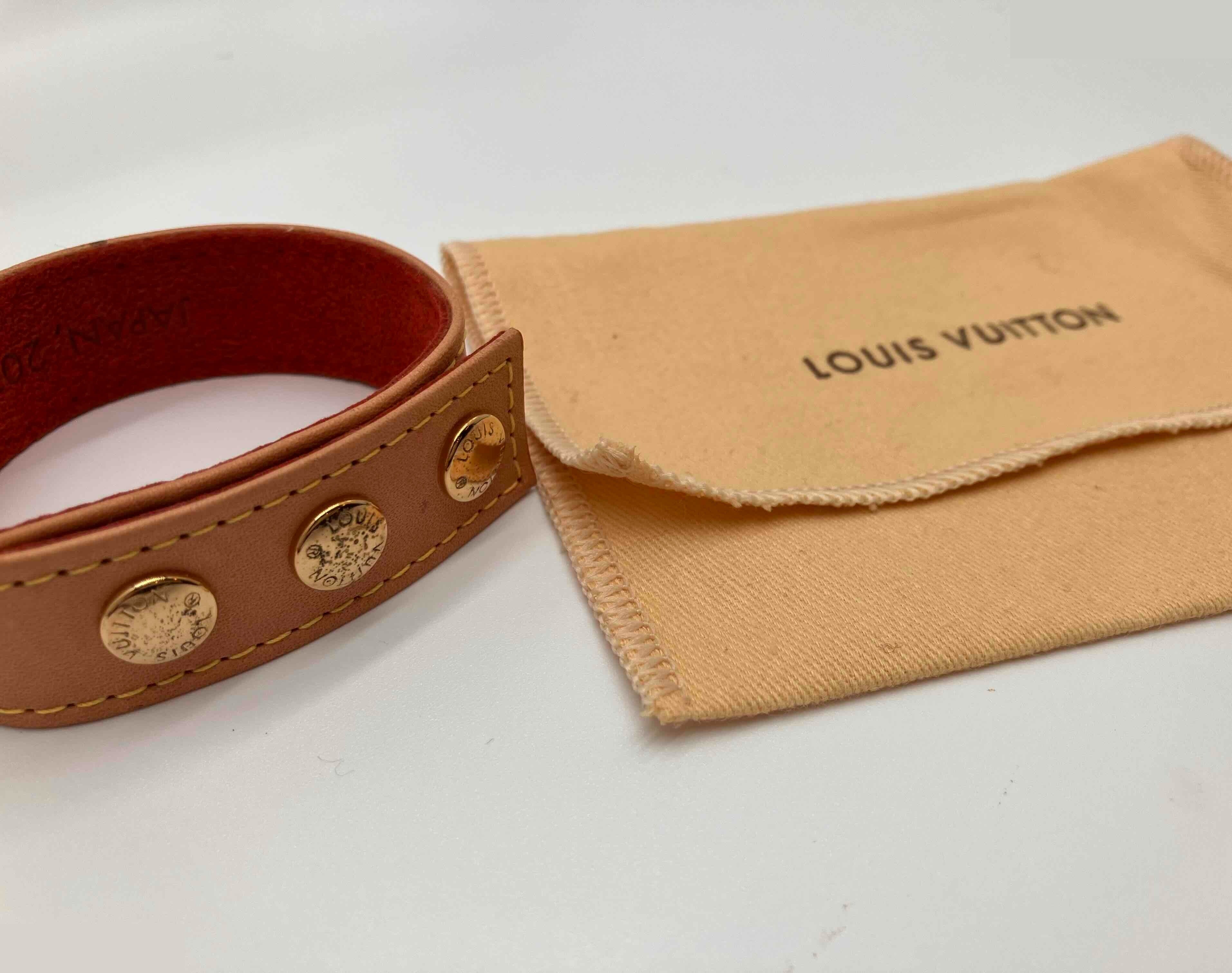 Bracelet, wrist circumference approximately 17cm — view 2