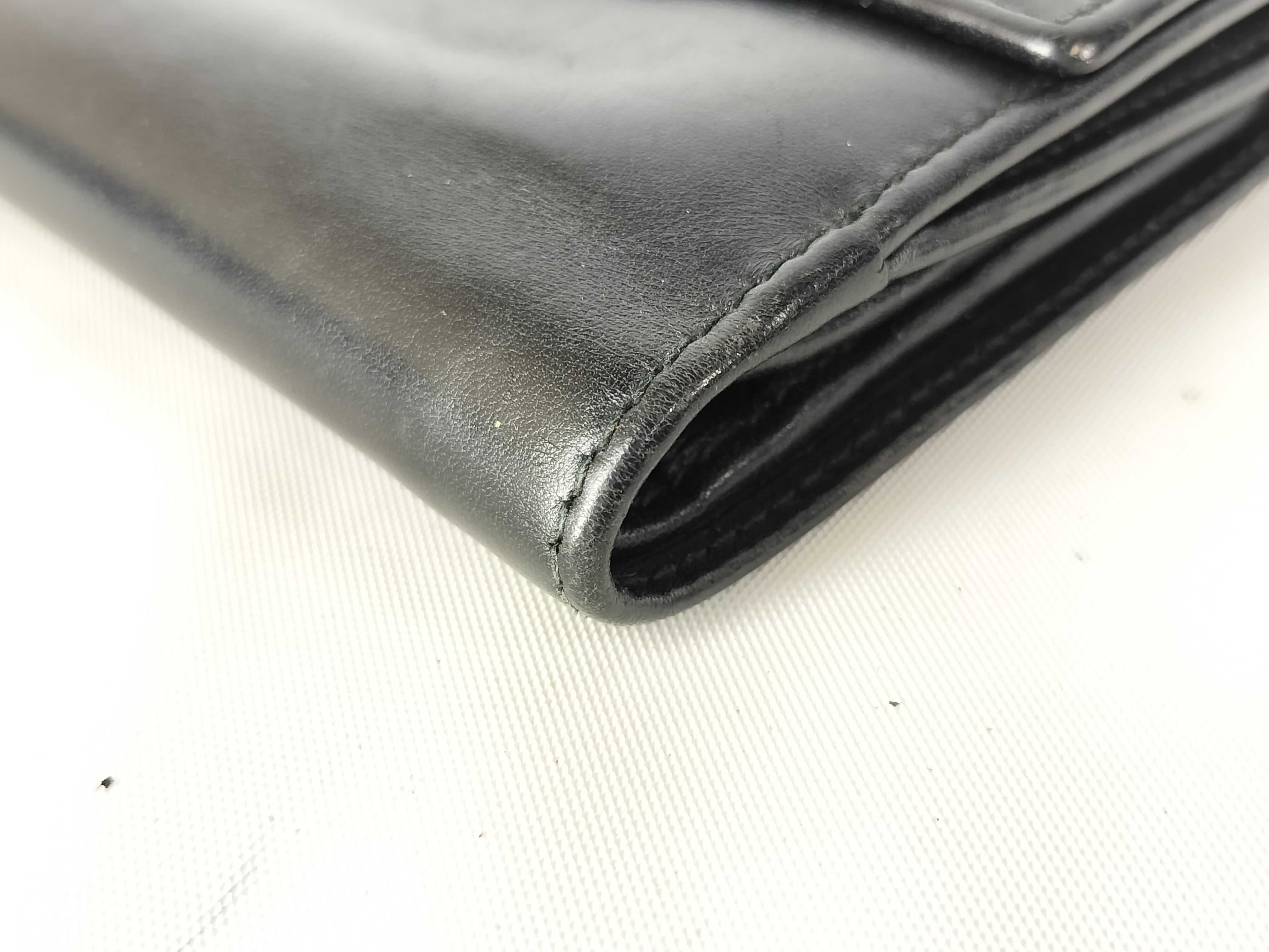 W-hook black wallet — view 2