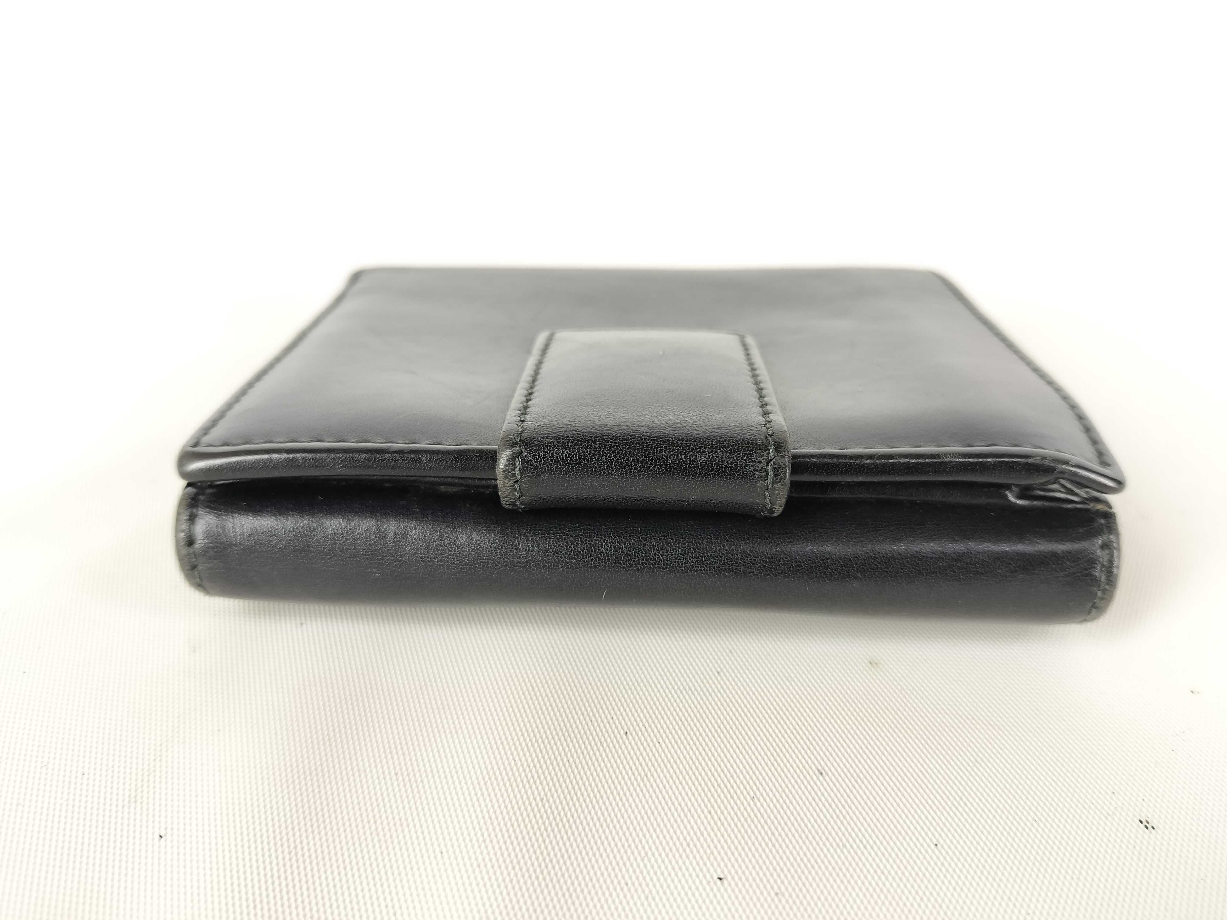 W-hook black wallet — view 4