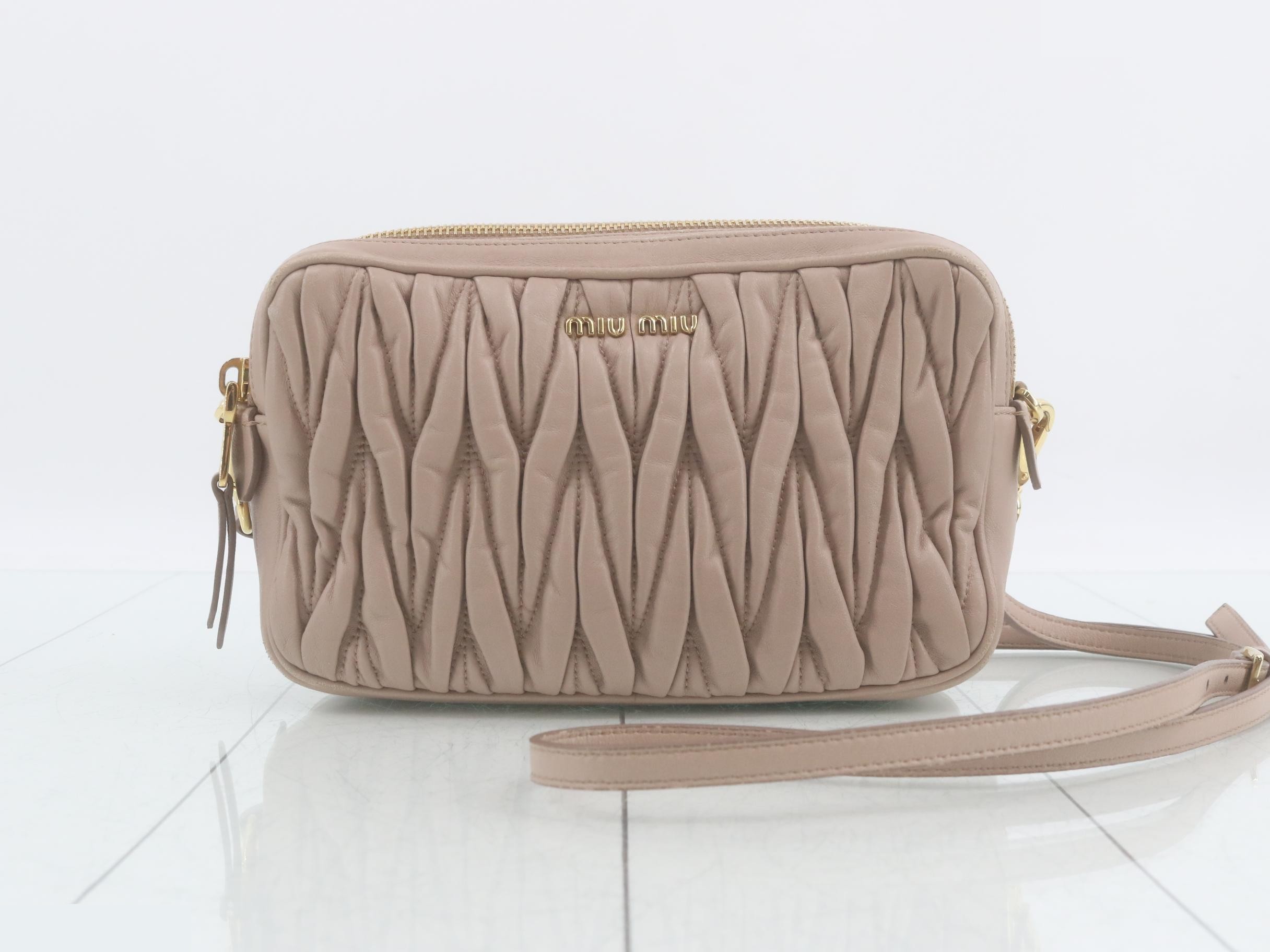 Matelassé (bag) - Shoulder bag
