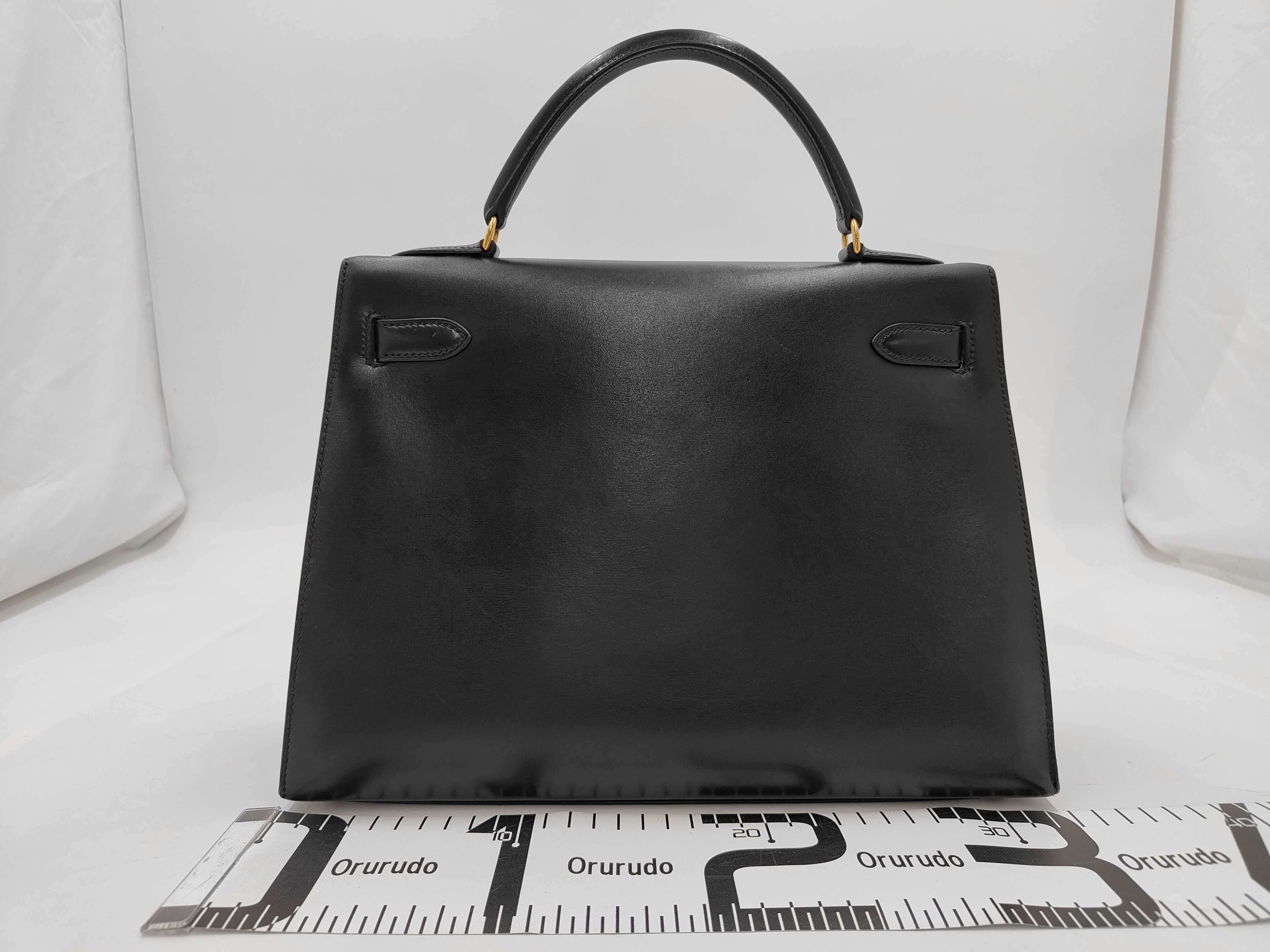 Kelly 32 Black Box Calf Gold Hardware External Stitching B Stamp Handbag — view 2