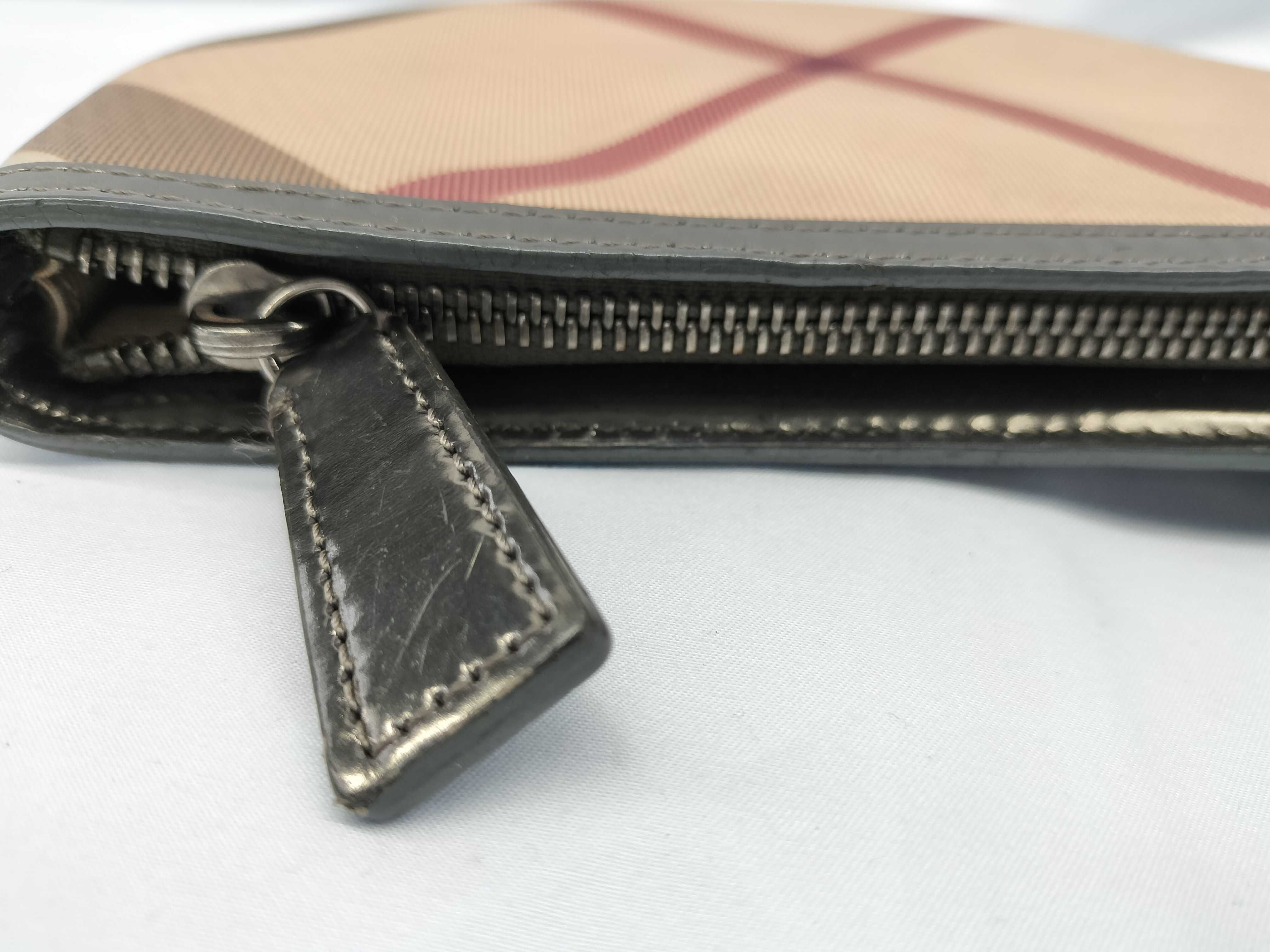 Nova Check Accessory Pouch — view 6