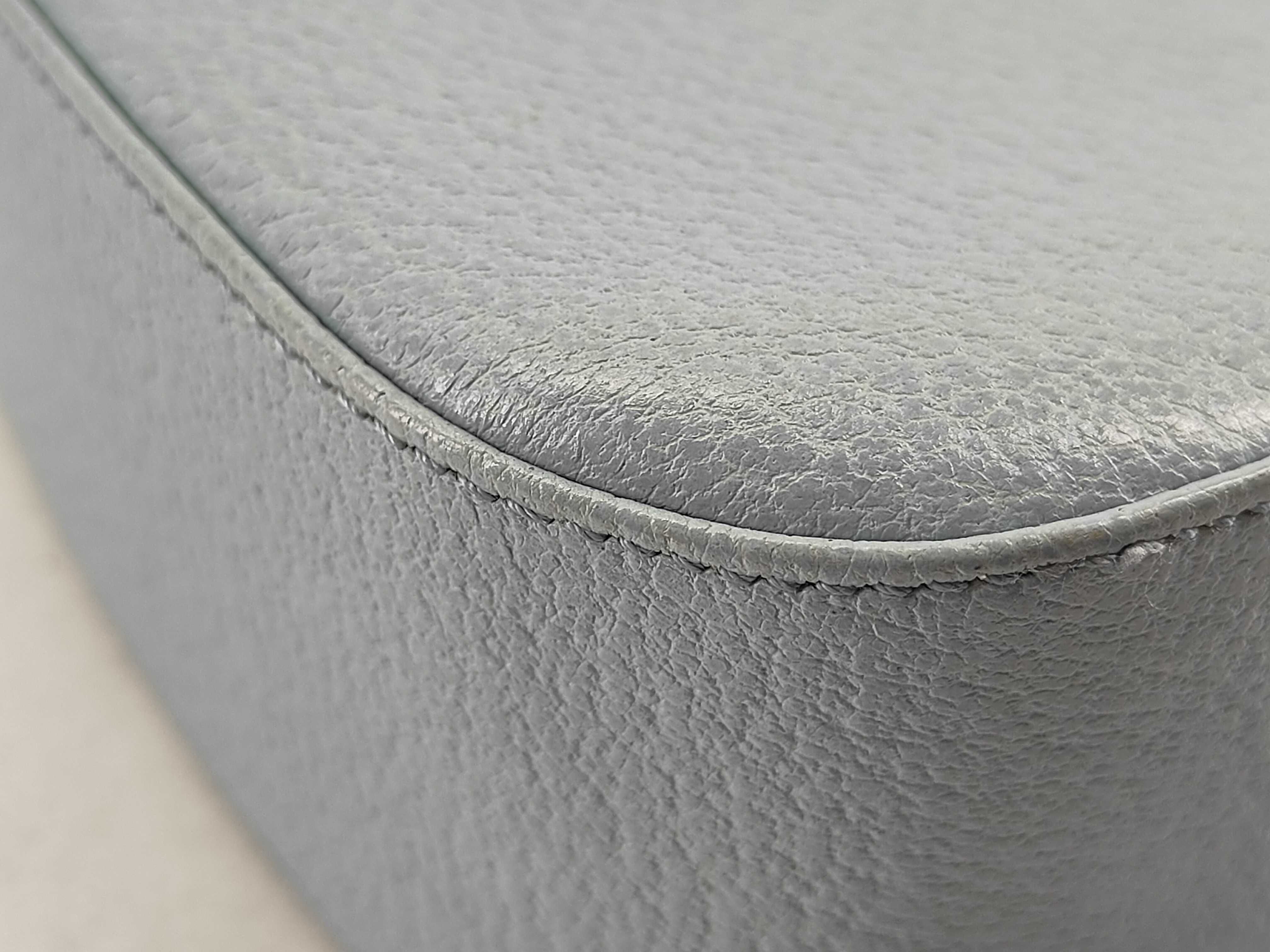 pouch — view 7