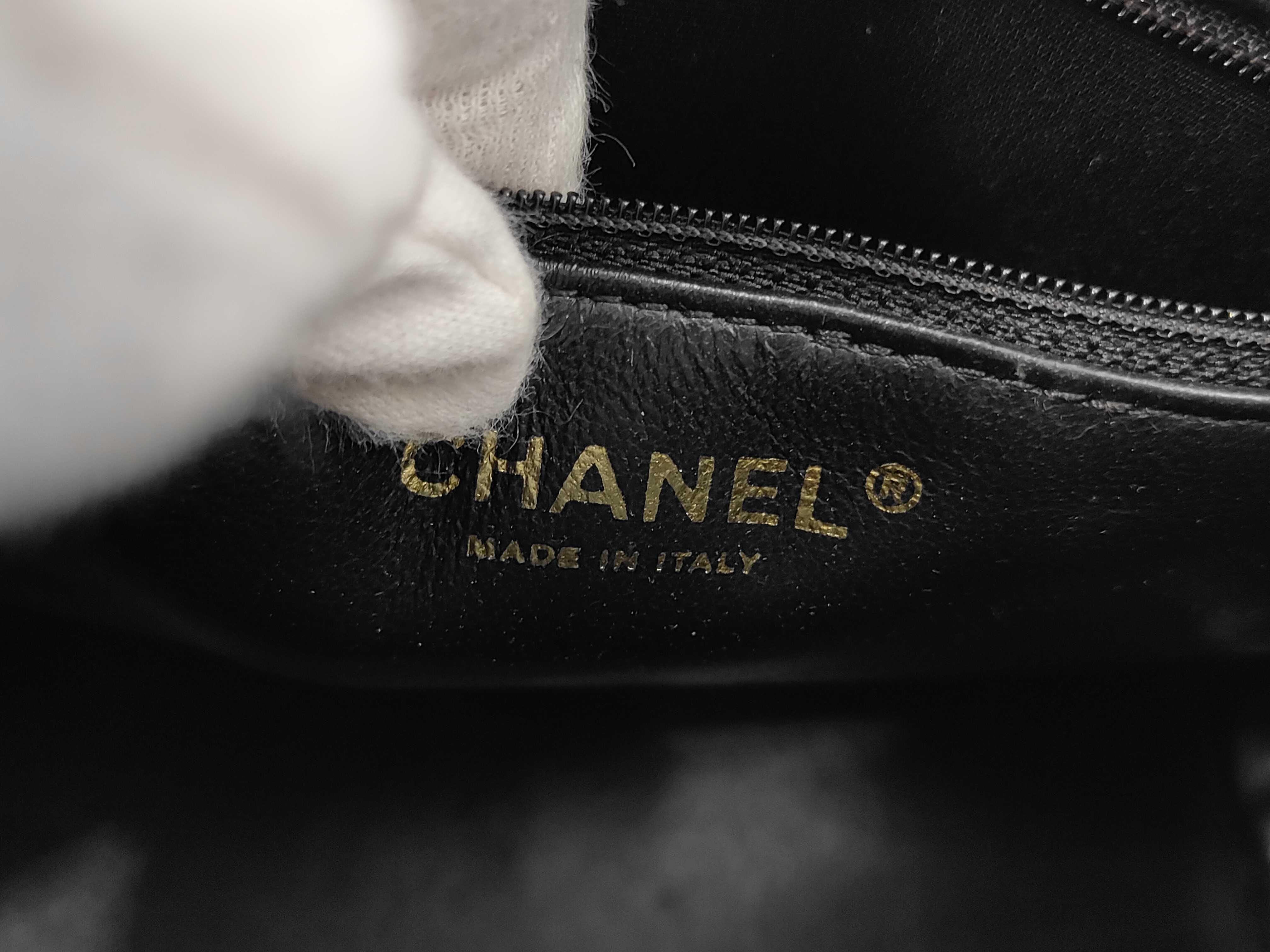 Reissue Tote Bag, Caviar Leather, Black, Gold Hardware, Serial Number 10-series, with Card Holder. — view 10