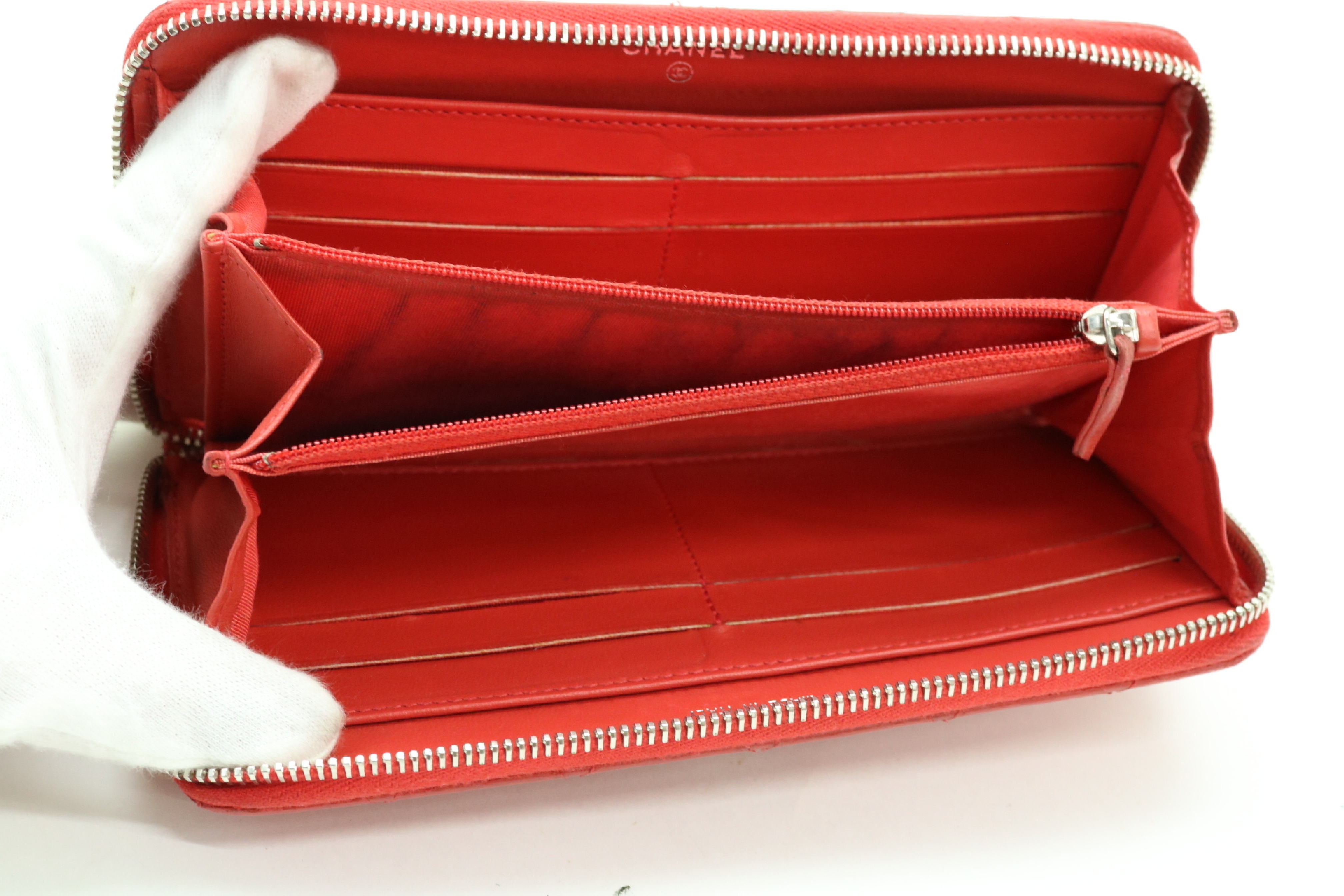 Wild Stitch Round Zip Wallet — view 7
