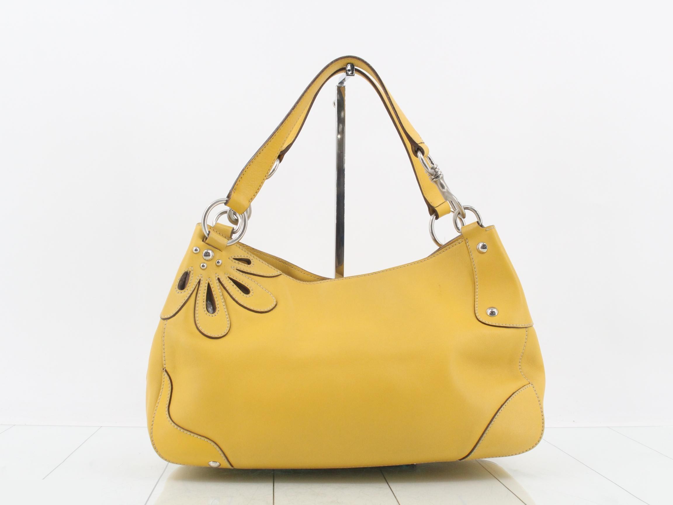 Leather shoulder bag, yellow — view 2