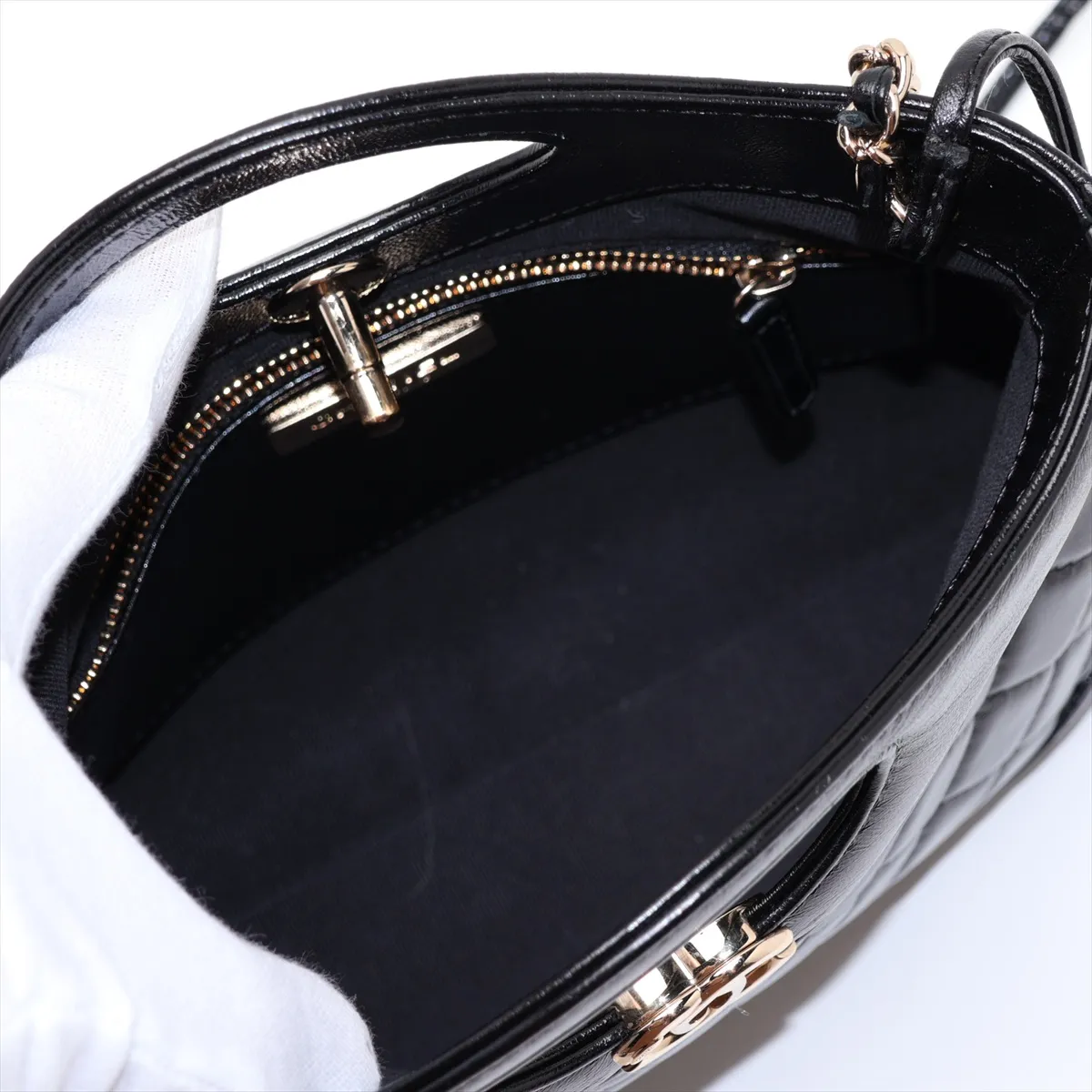 [Individually packaged] Chanel 31 Mini Shiny Calfskin 2-Way Handbag, Black with Gold Hardware, TUX60GP5, Random Plate — view 6