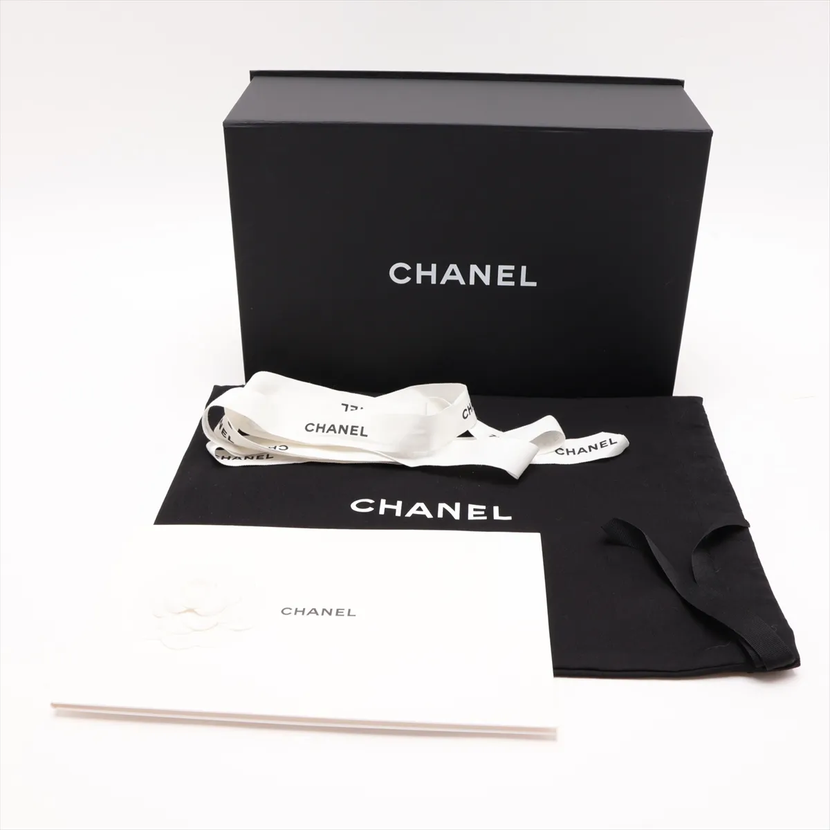 [Individually packaged] Chanel 31 Mini Shiny Calfskin 2-Way Handbag, Black with Gold Hardware, TUX60GP5, Random Plate — view 9