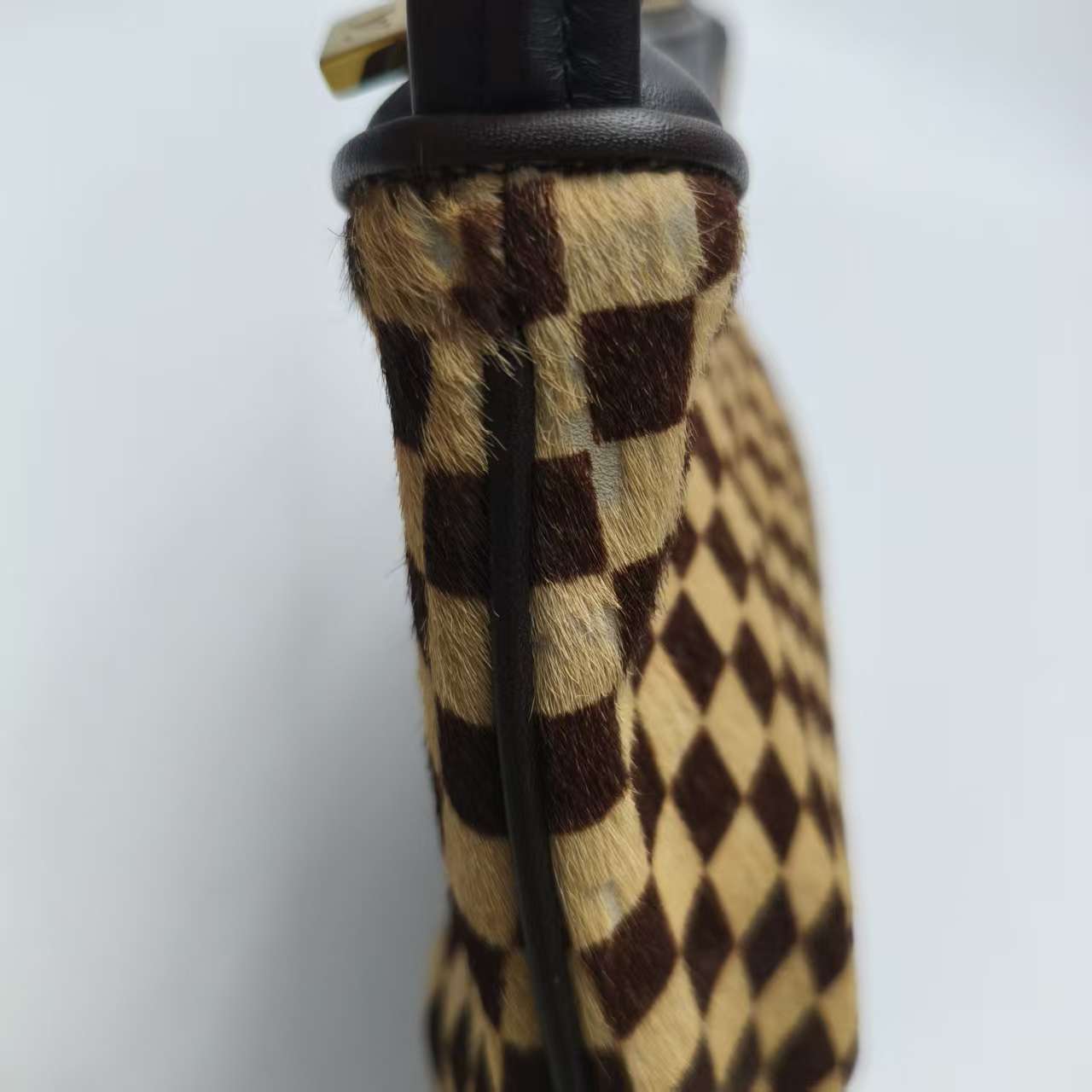 【*Shipped from: China*】LOUIS VUITTON Pony Hair Handbag — view 11
