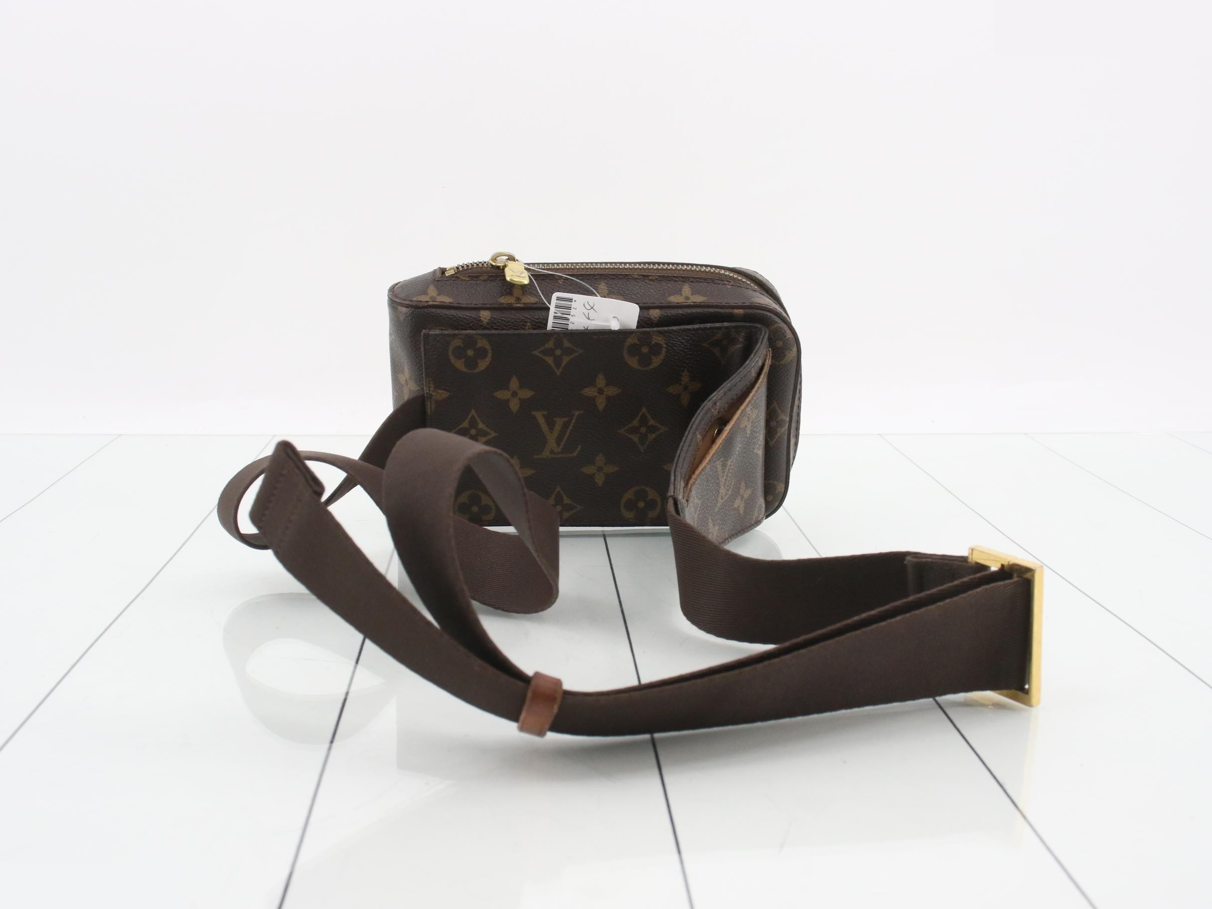 Pochette Gange — view 2