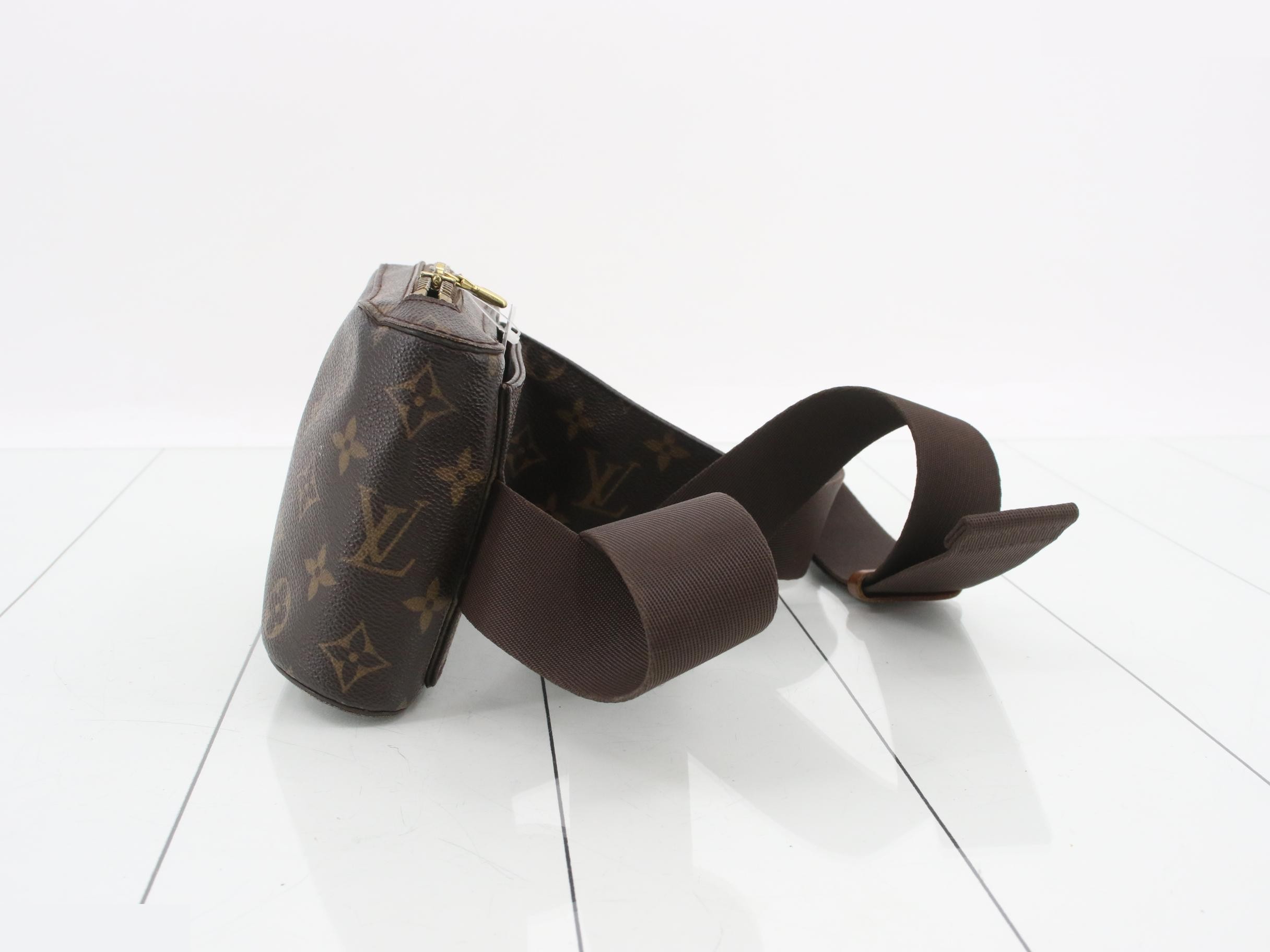 Pochette Gange — view 3