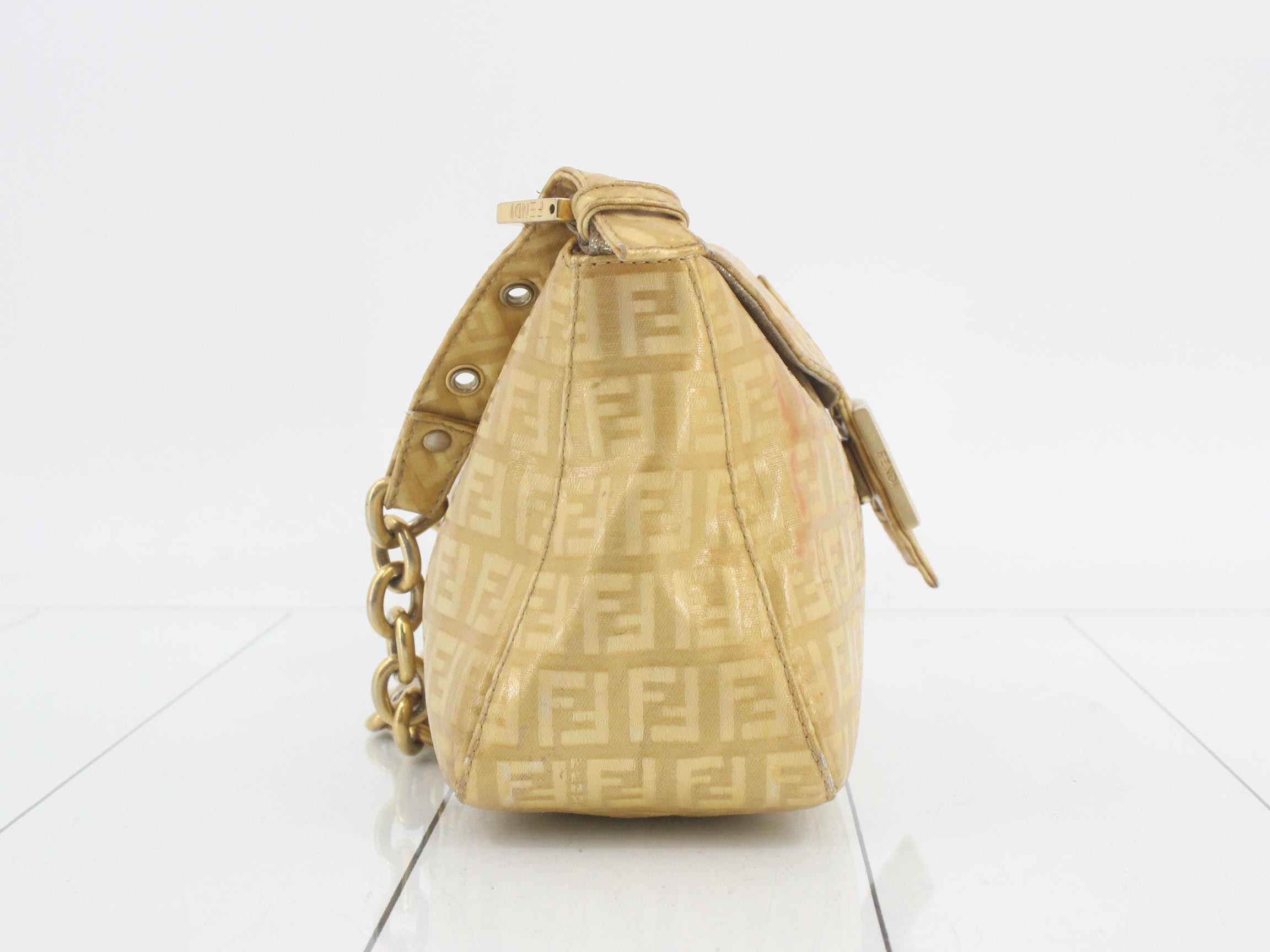 Zucca Chain Shoulder Bag, PVC, Gold — view 4