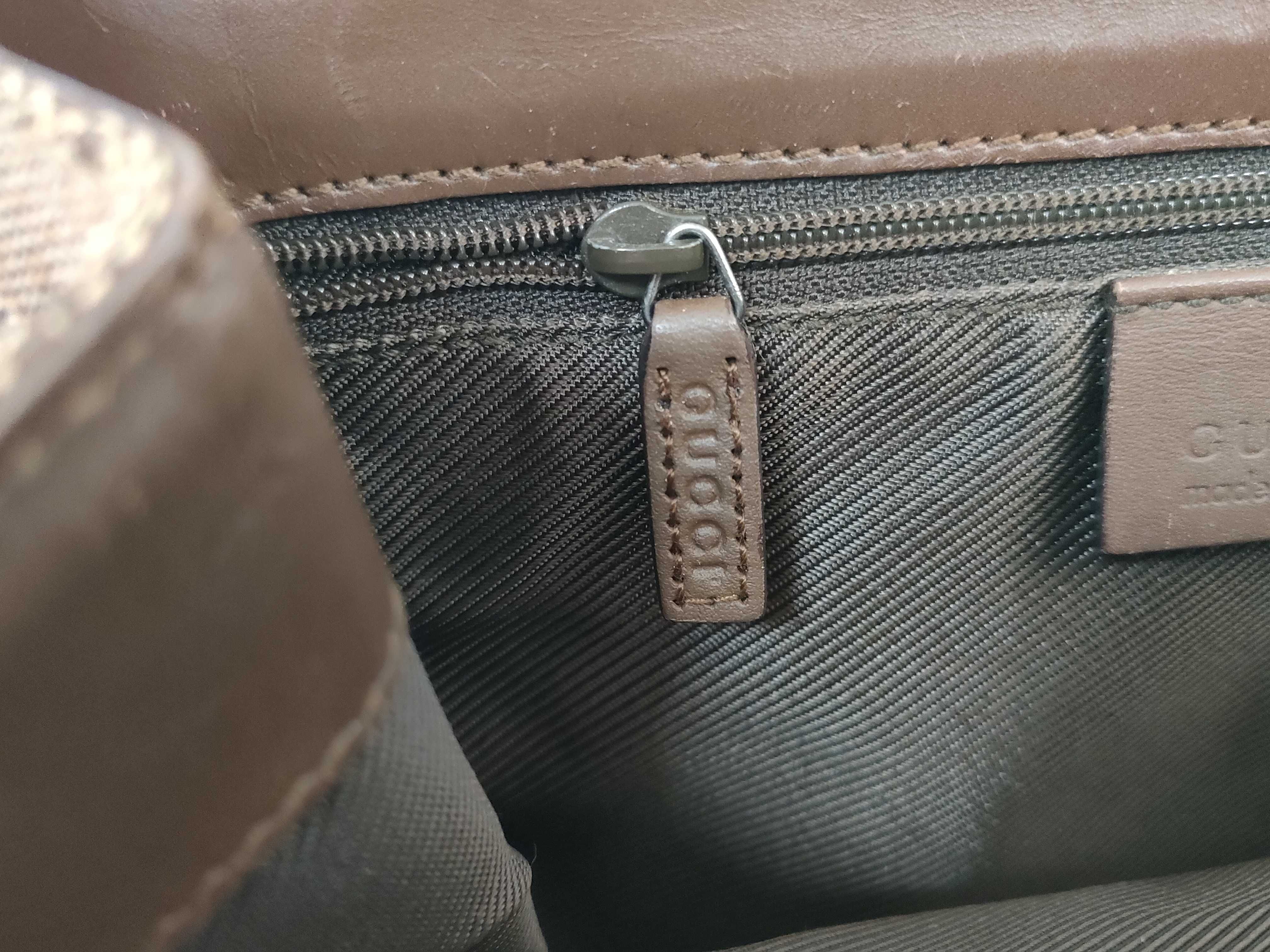 GG Canvas Gucci Shoulder Handbag — view 13