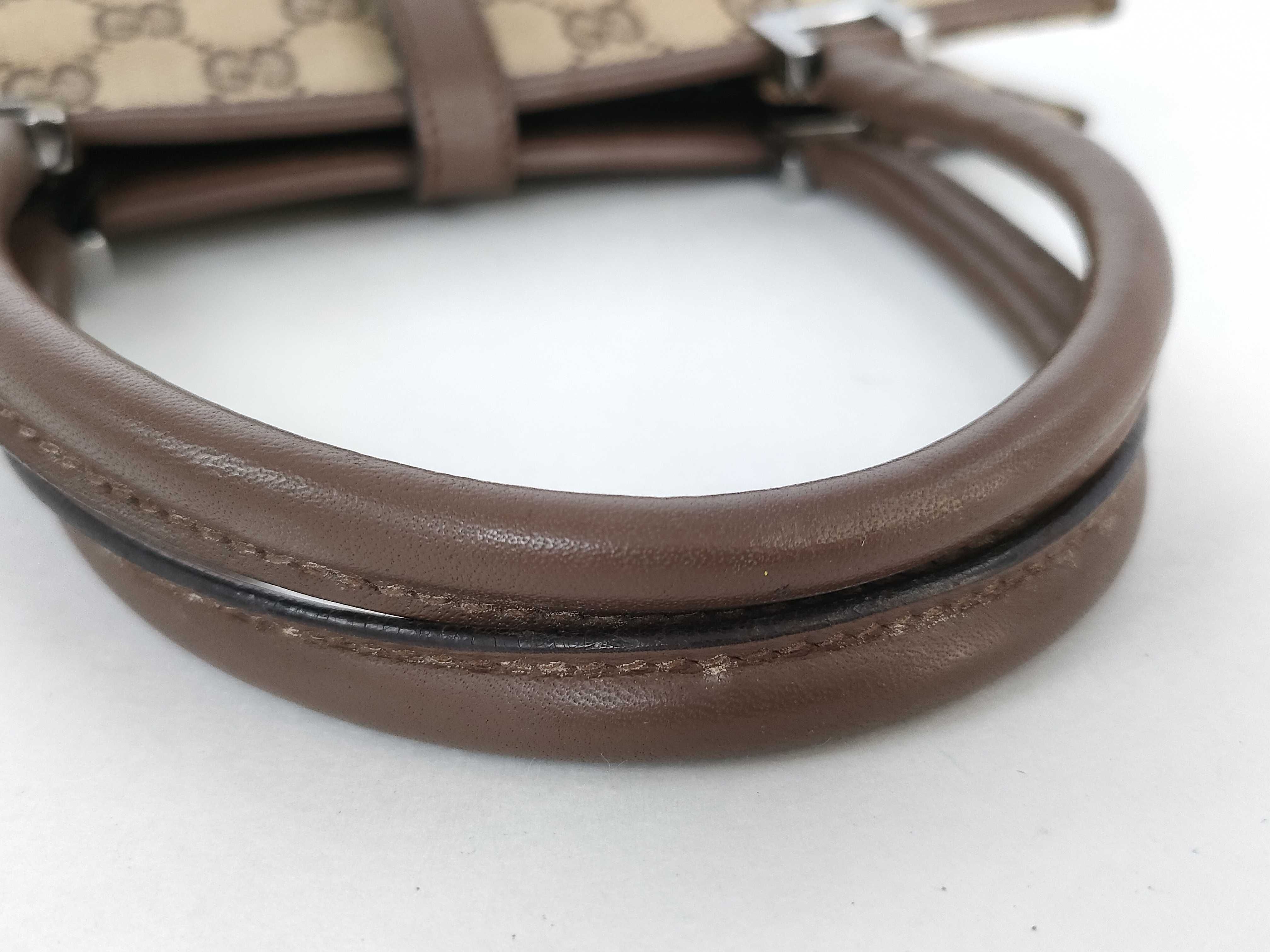 GG Canvas Gucci Shoulder Handbag — view 4