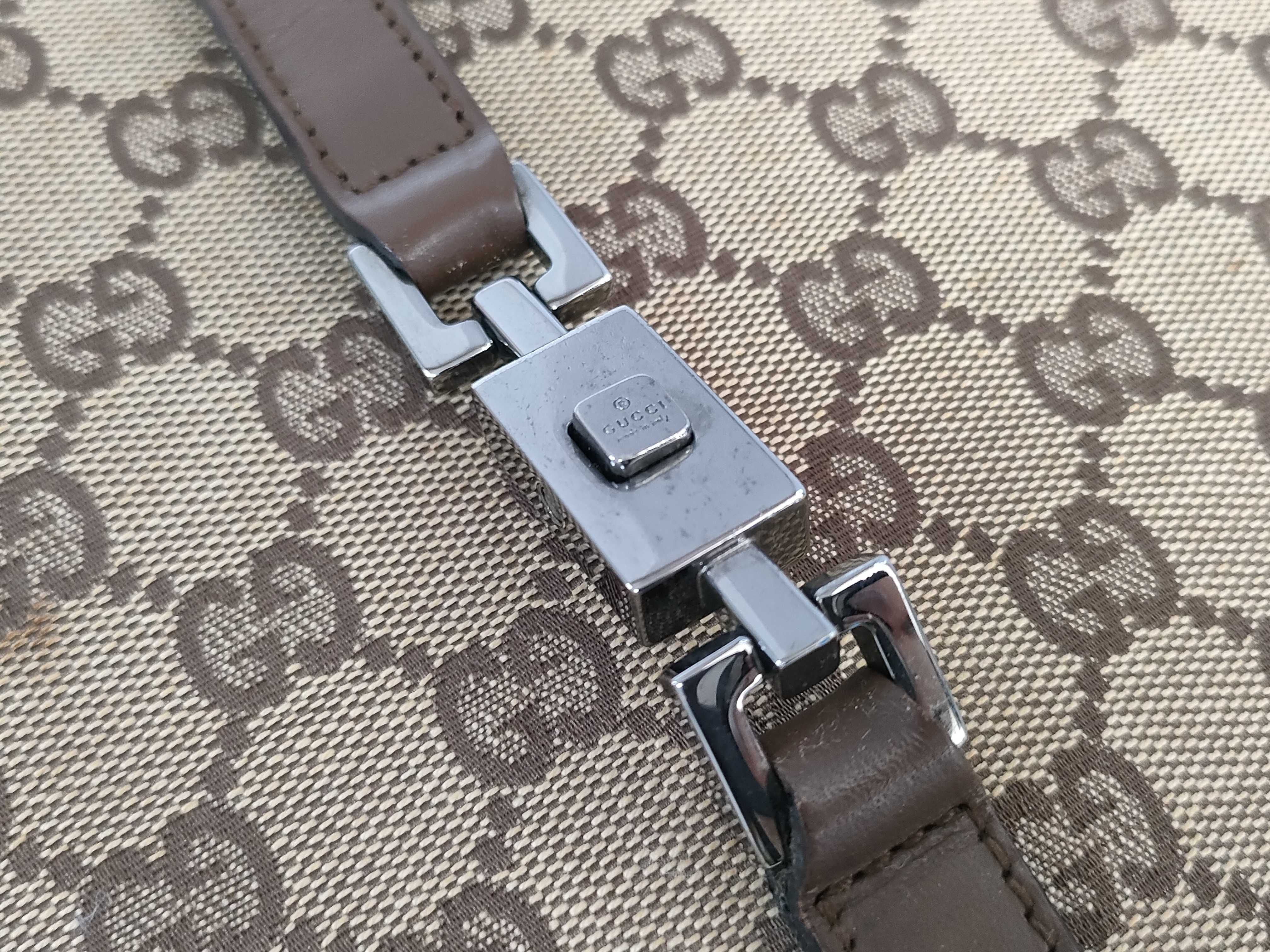 GG Canvas Gucci Shoulder Handbag — view 8