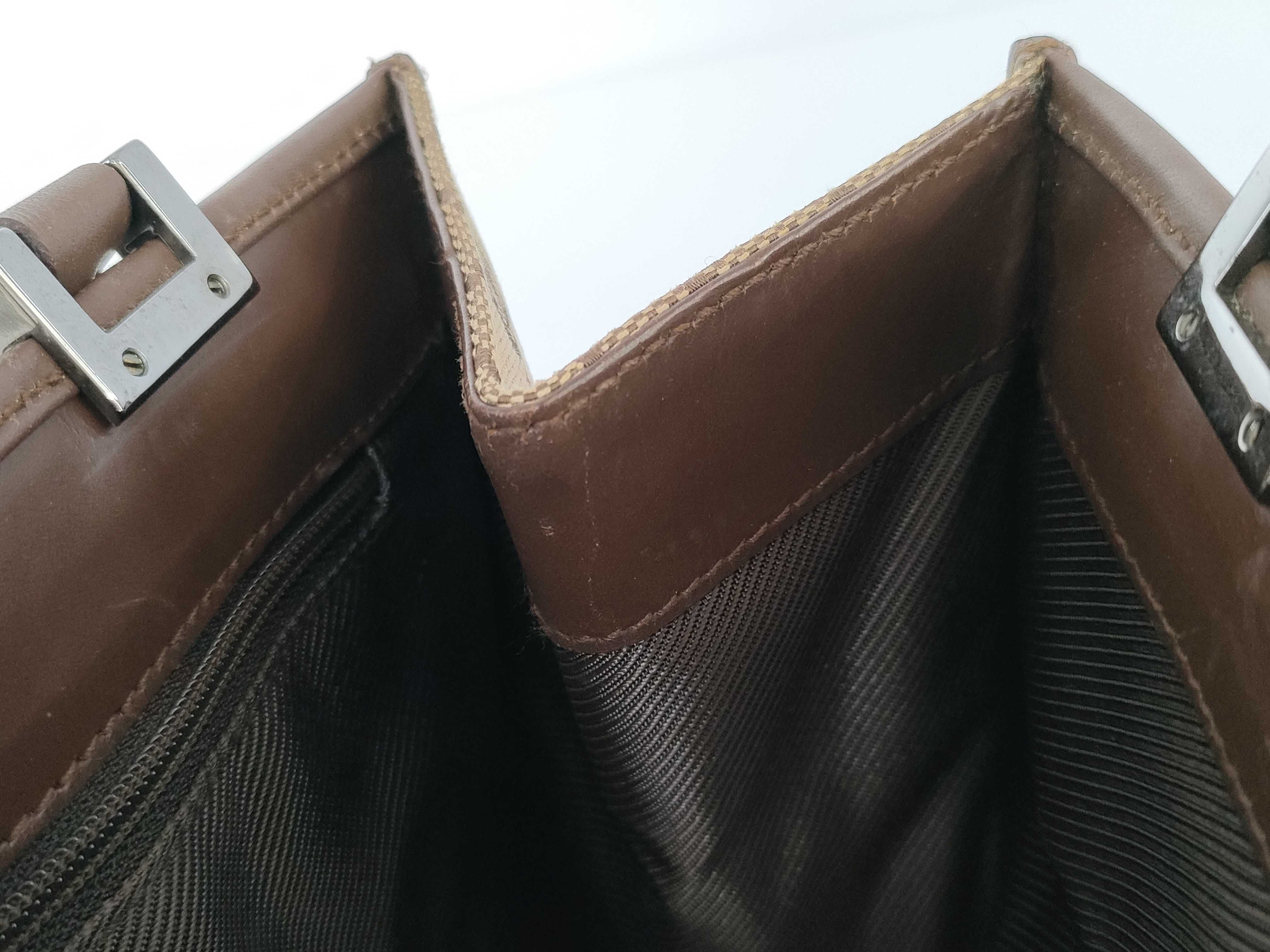 GG Canvas Gucci Shoulder Handbag — view 10