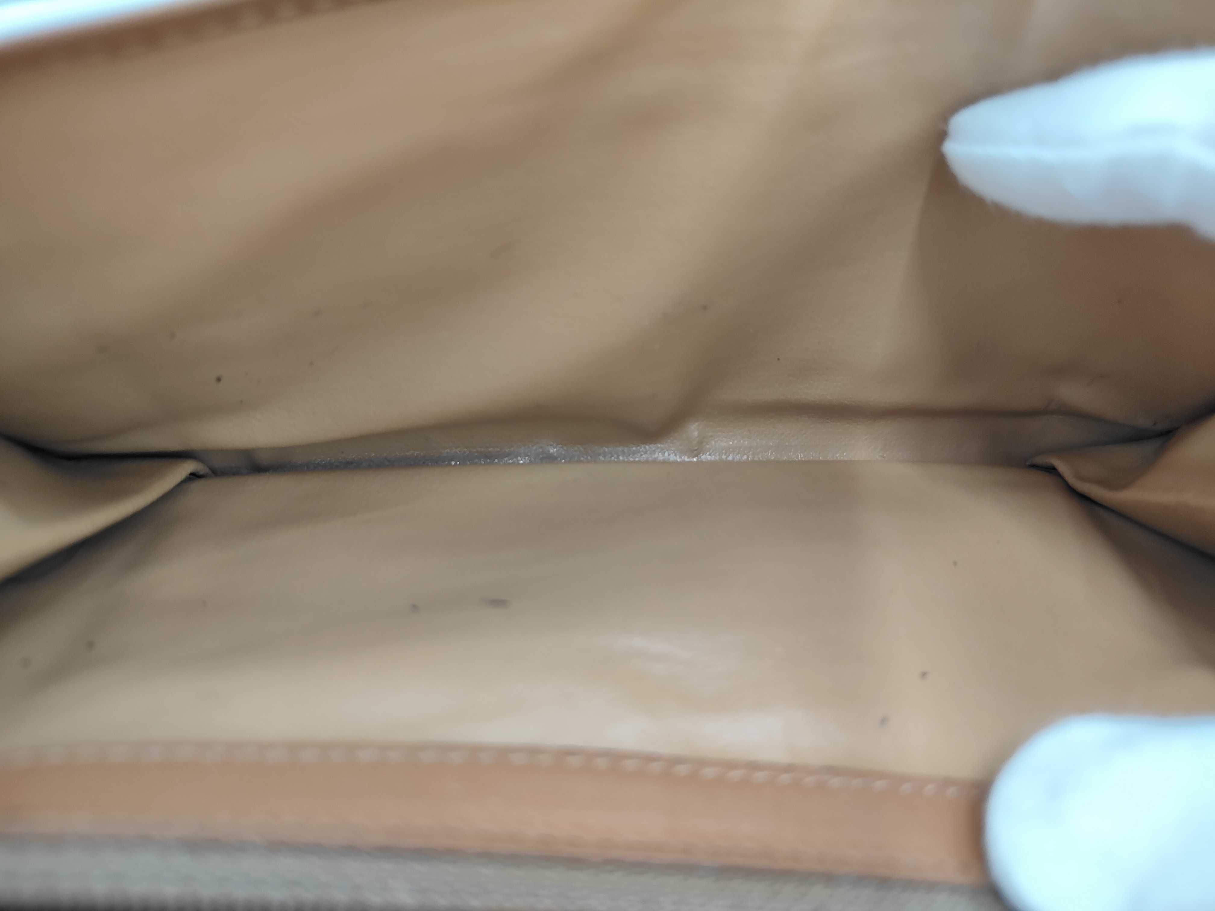 wallet — view 6