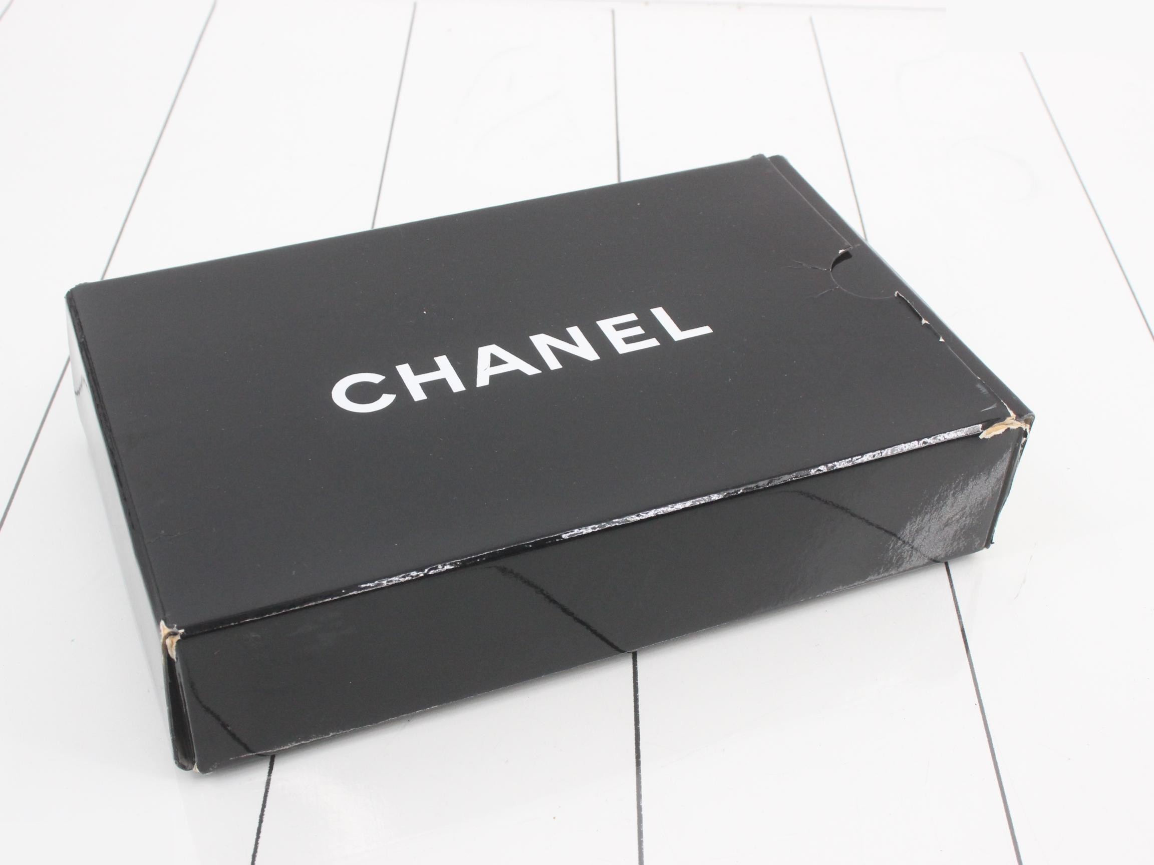 Chain shoulder bag, enamel, Coco Mark, black — view 7